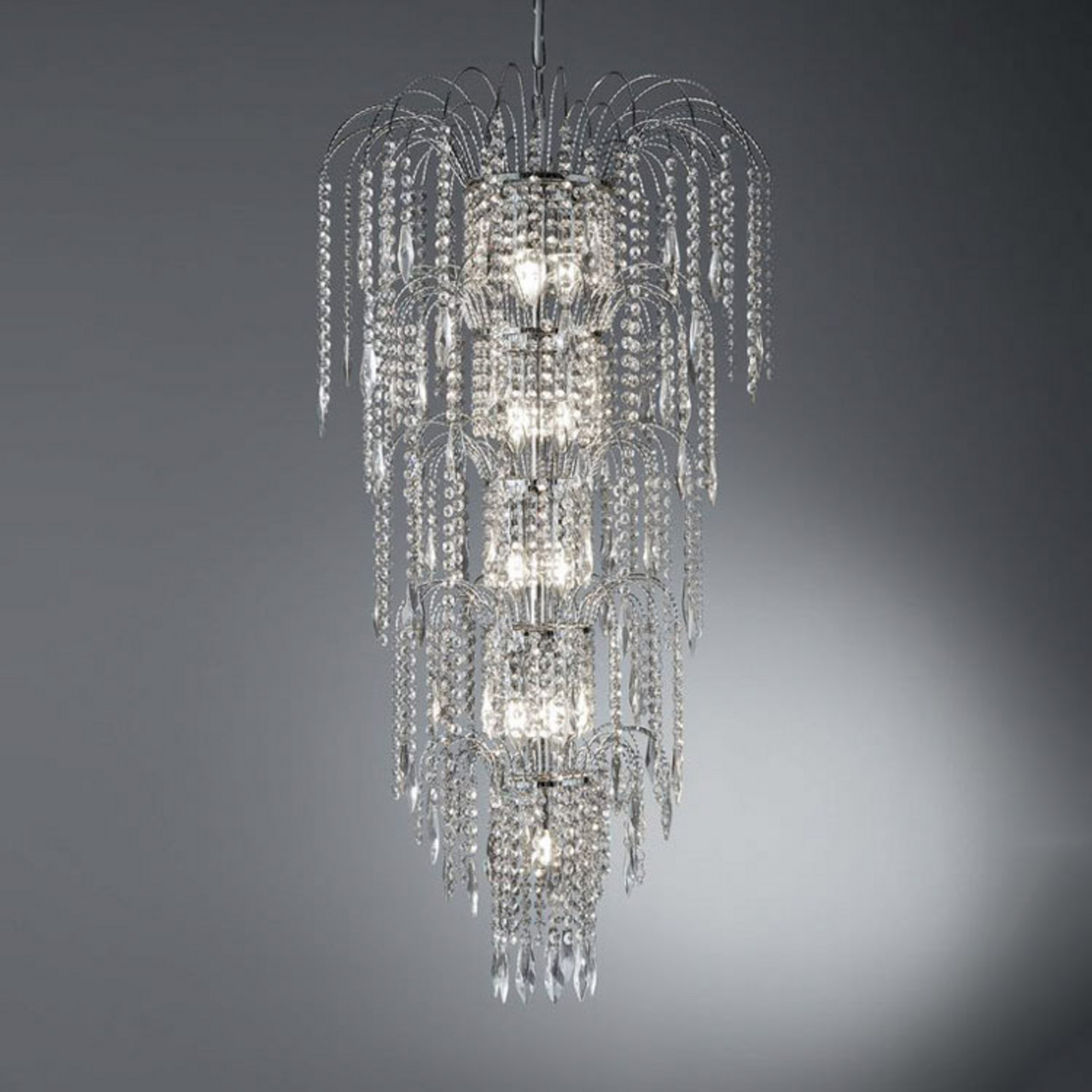 Candeeiro suspenso em cascata