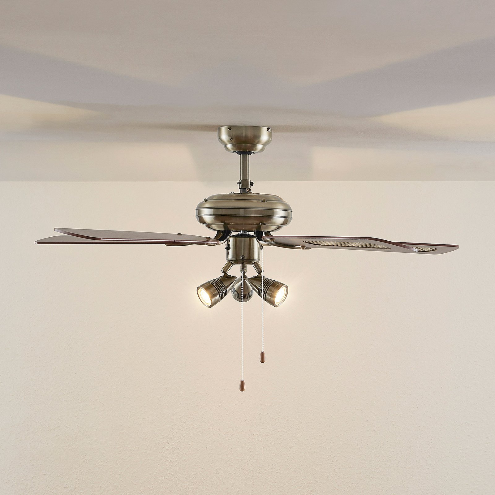 Lucande Deckenventilator mit Licht Anariki, leise, messing