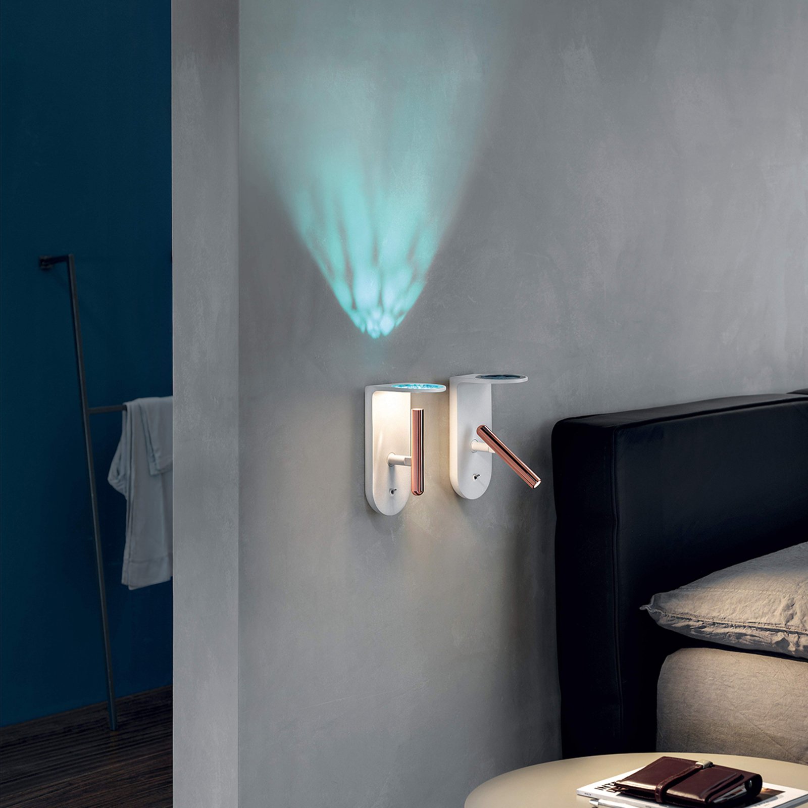 Applique 2Nights W2 a LED, bianco-oro - Stilnovo