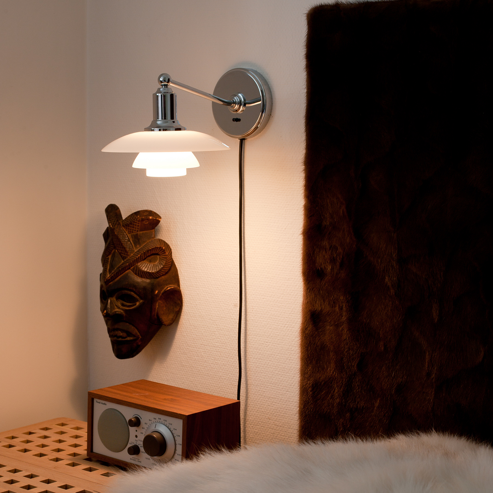 PH 2/1 Wall Lamp White Opal Glass - Louis Poulsen PH 2/1 Wall Lamp White Opal Glass - Louis Poulsen