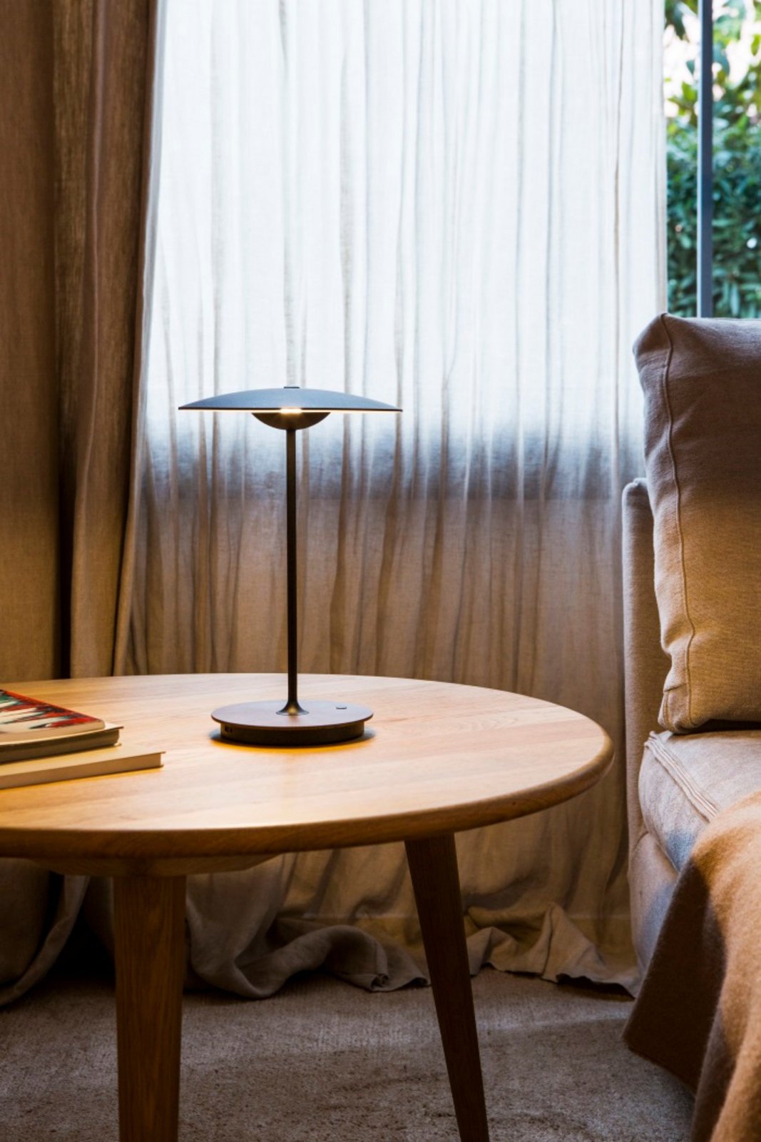 Ginger 20M Table Lamp Portable Wenge - Marset