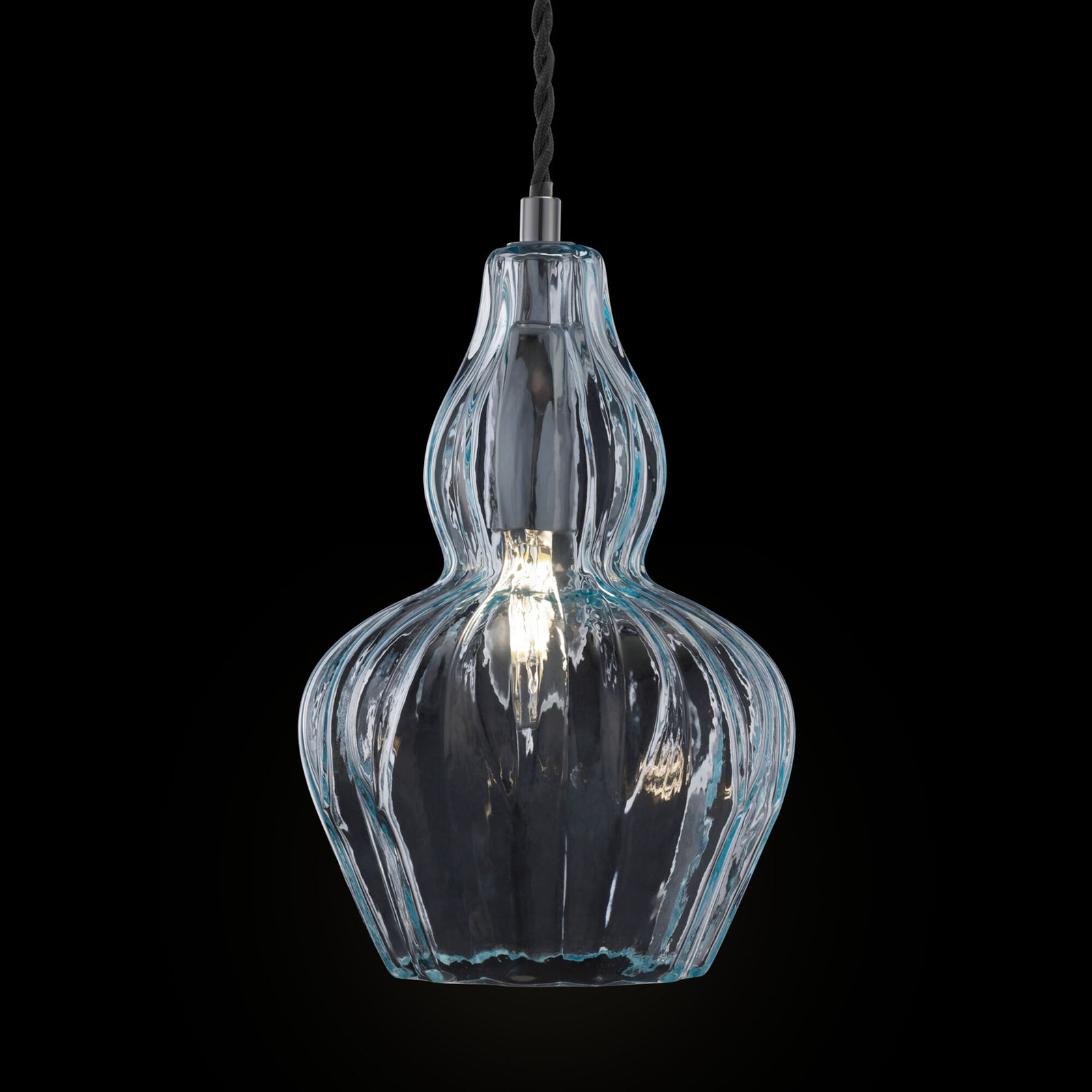 Eustoma pendant light