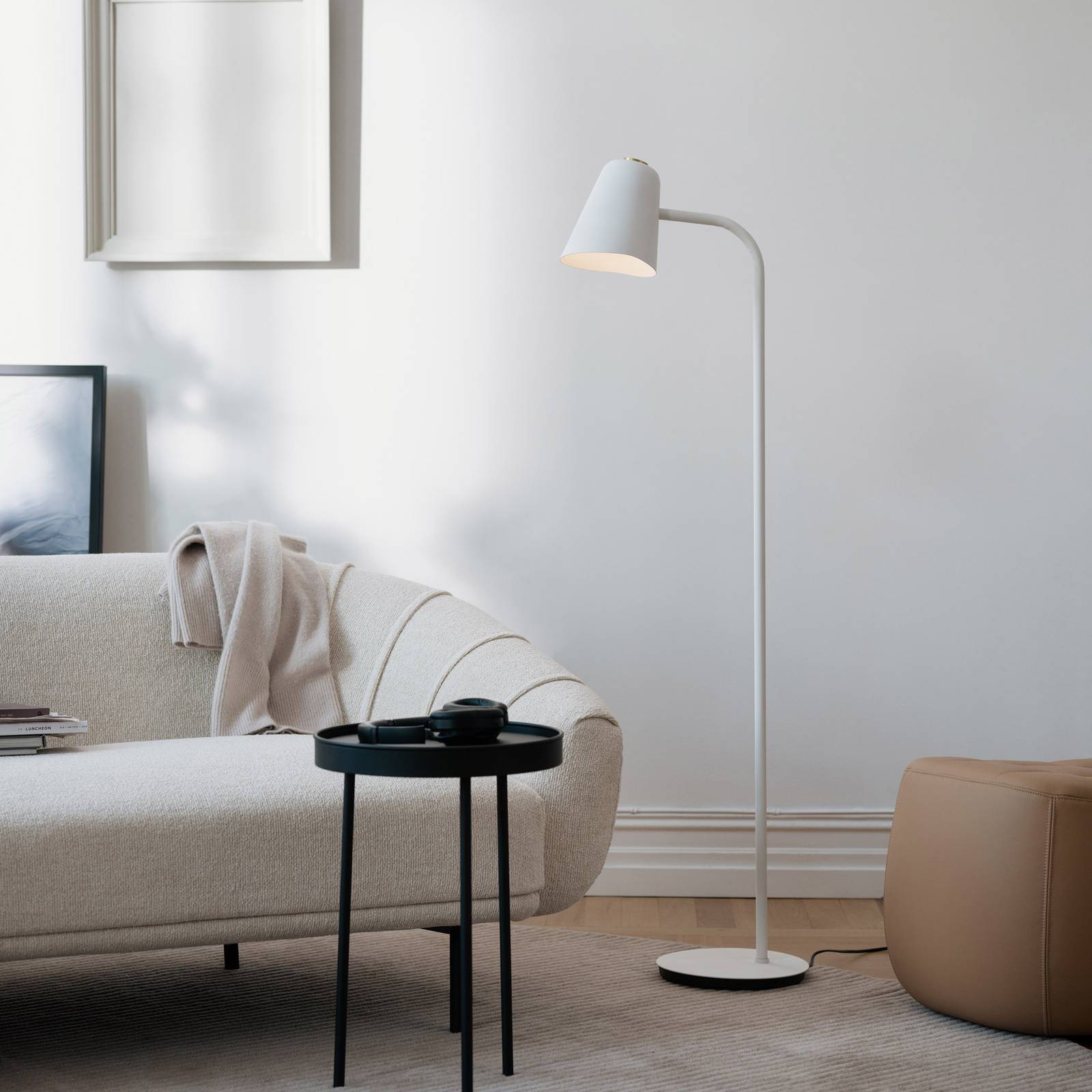 Northern Me dim LED floor lamp dimmable white