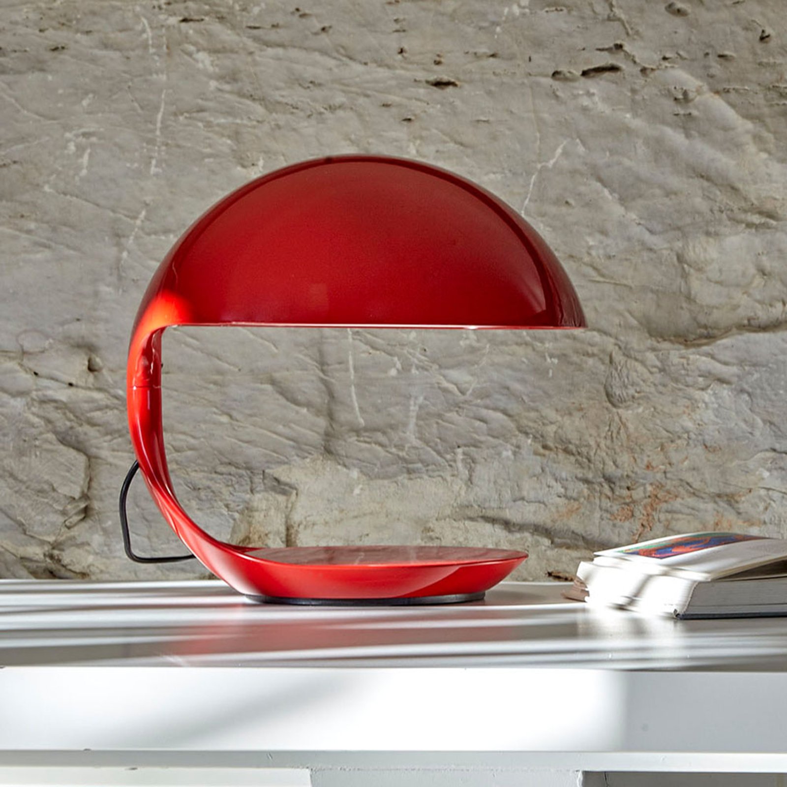 Martinelli Luce Cobra – retro stolná lampa červená