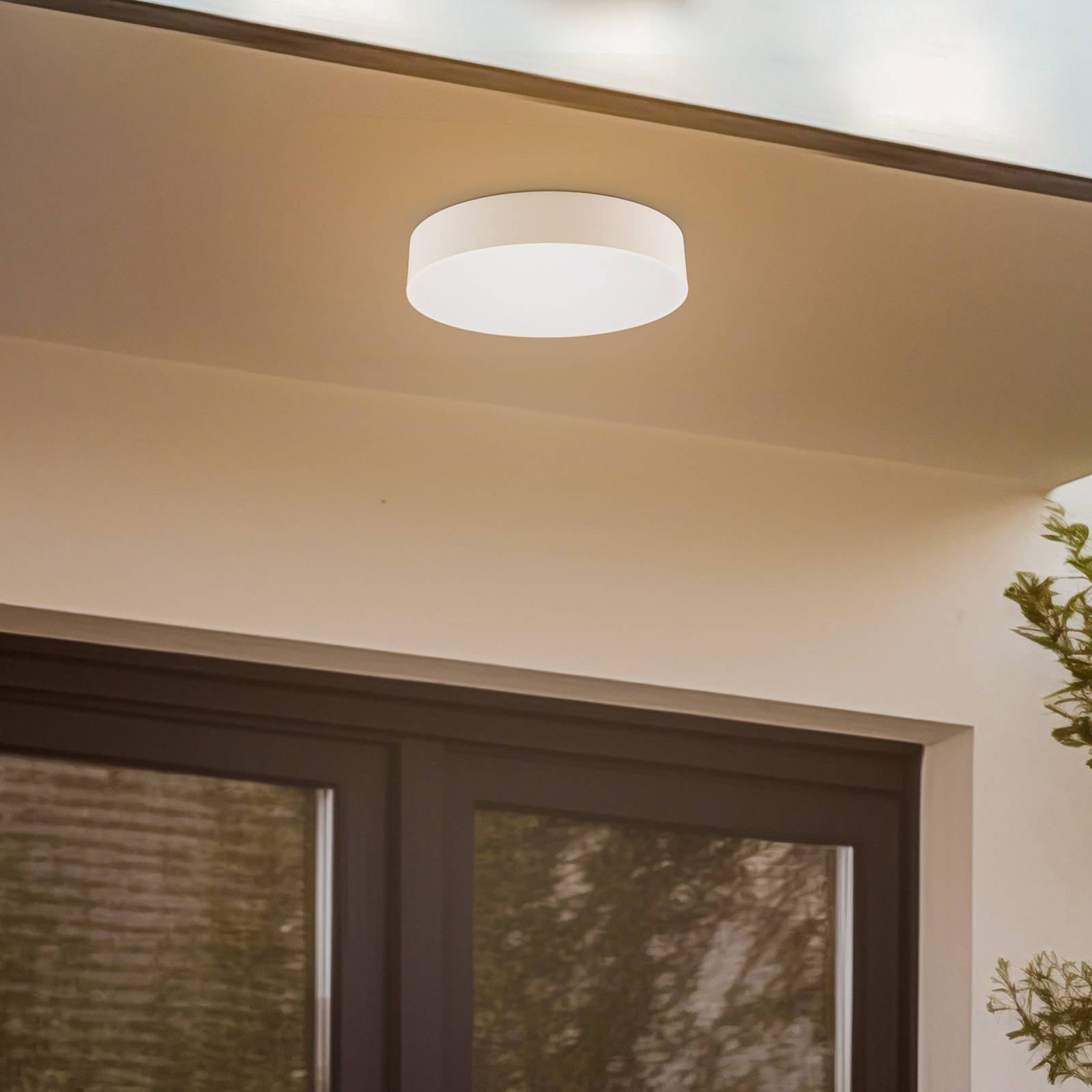 Lindby Plafonnier d’extérieur LED Lyam IP65 blanc