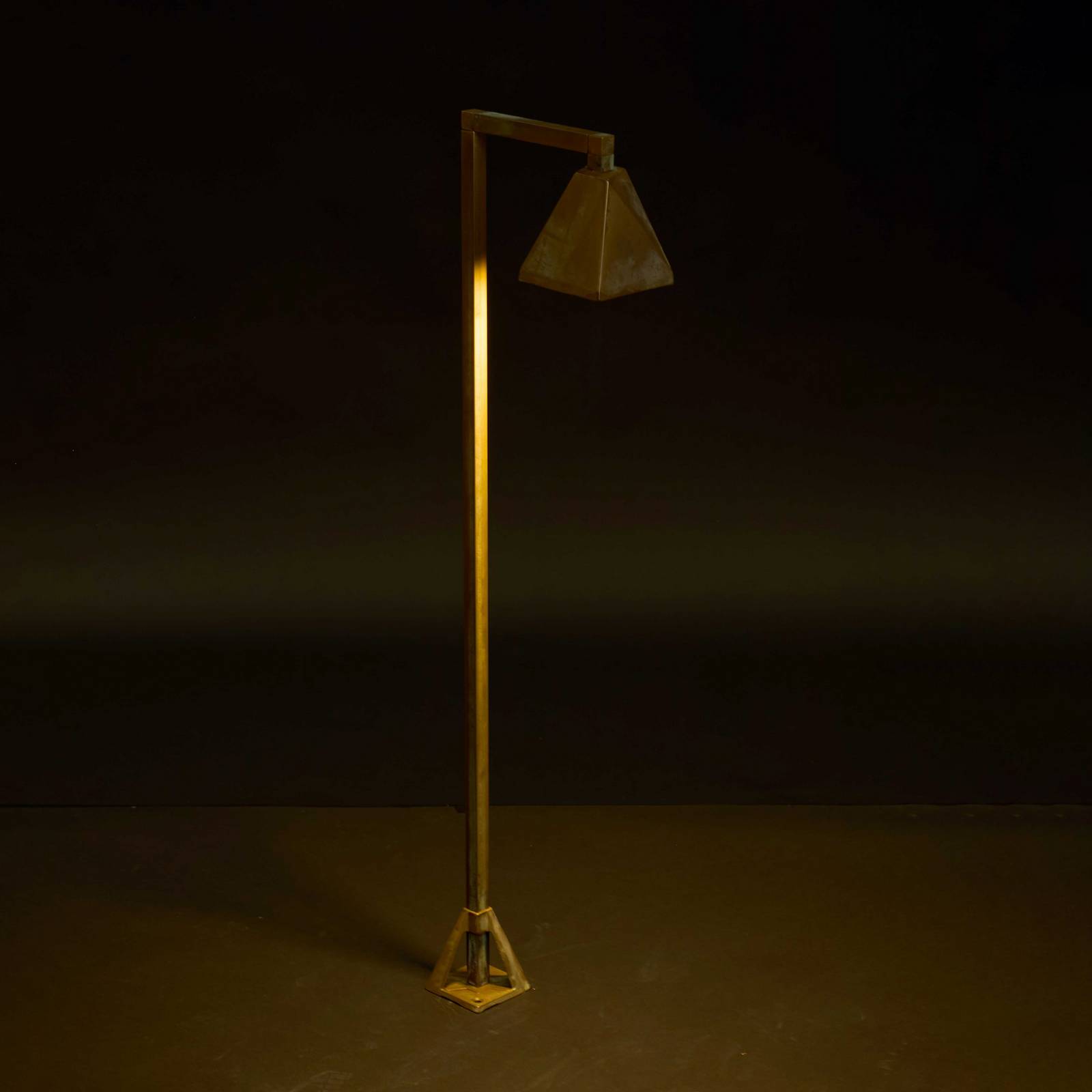 Słupek oświetleniowy LED Silva Edge, 80 x 19 cm, mosiądz postarzany