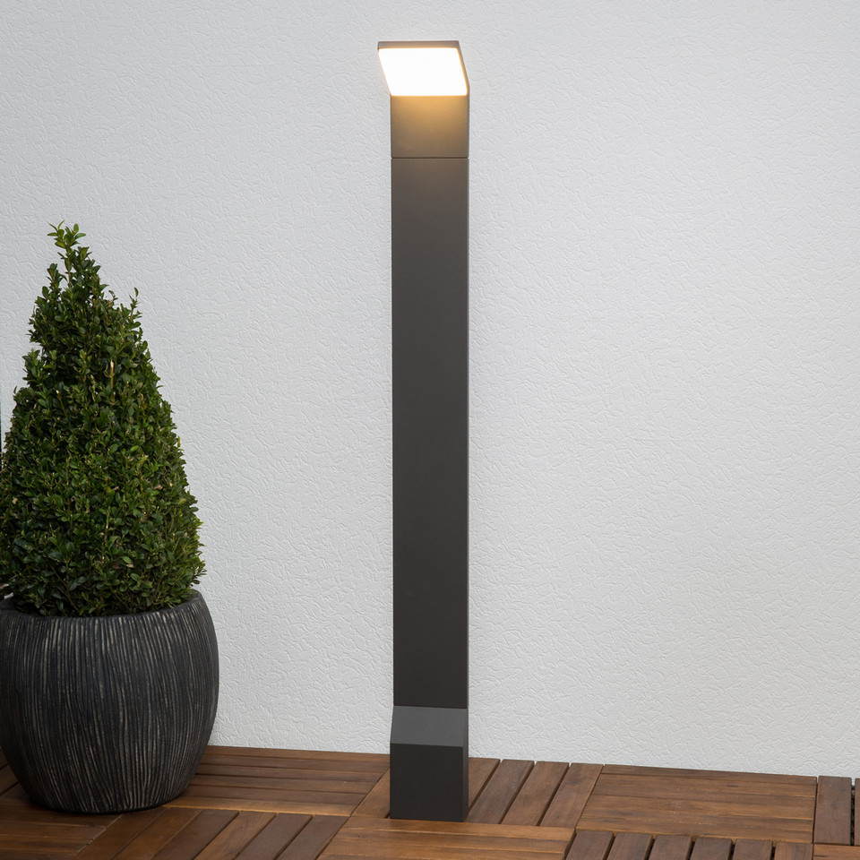 Lucande Nevio LED-trädgårdslampa H100, svart från Lucande