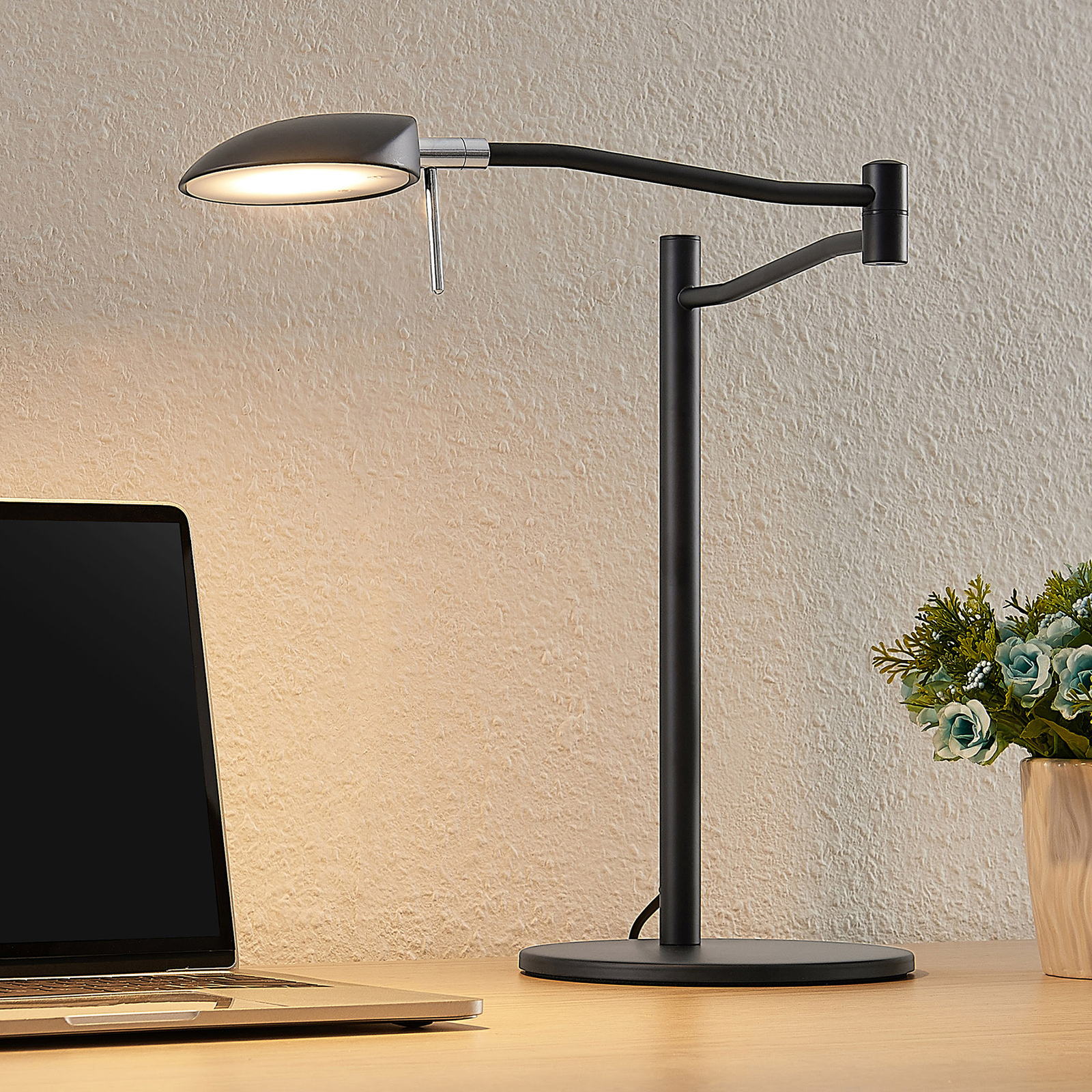 Lucande Dessania LED-skrivebordslampe, fleksibel