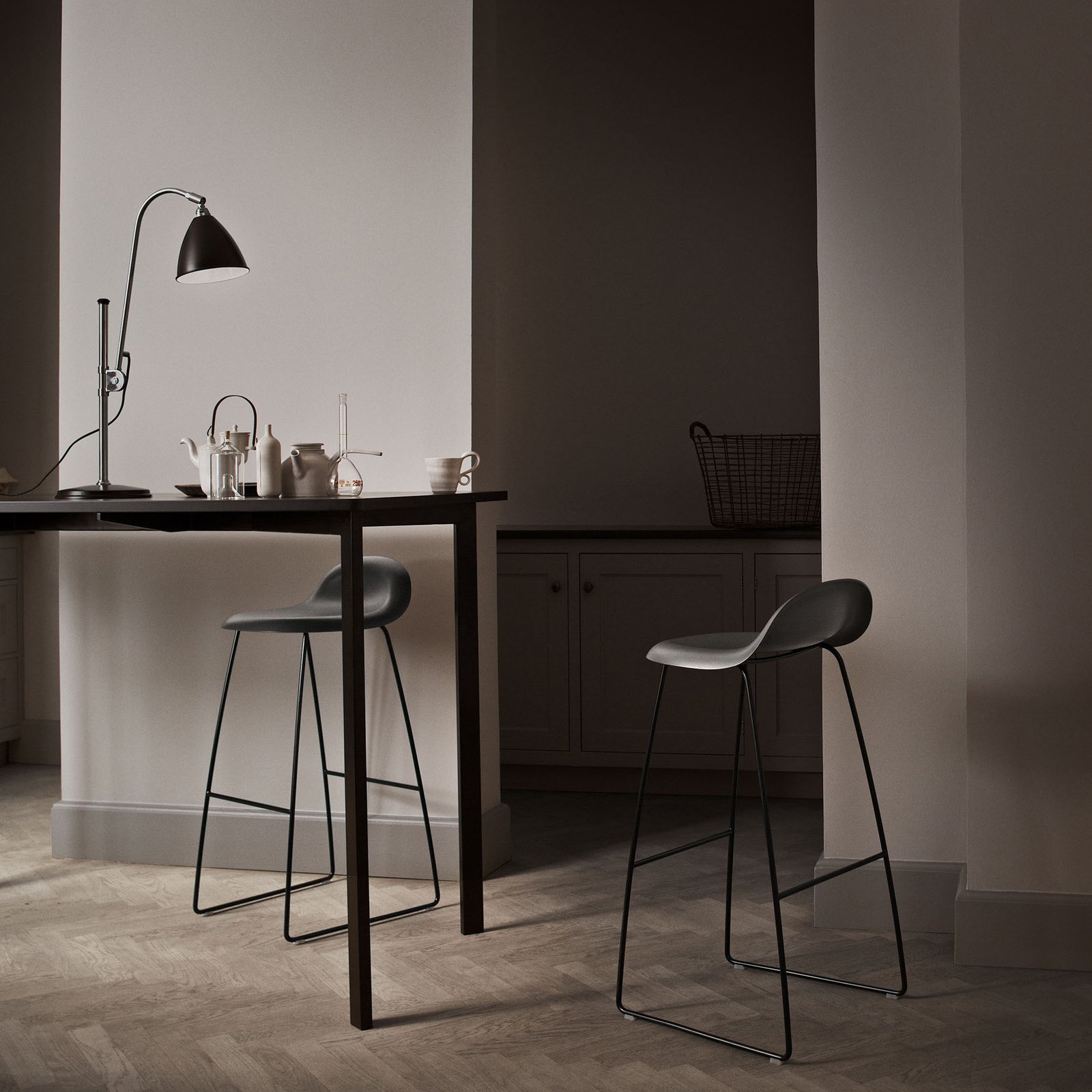 Bestlite BL1 Tischleuchte Ø16 Chrom/Schwarz - GUBI