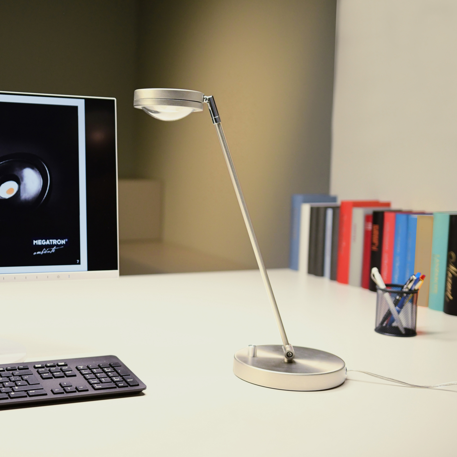 Megatron Ottica LED-Tischlampe mit Dimmer, titan