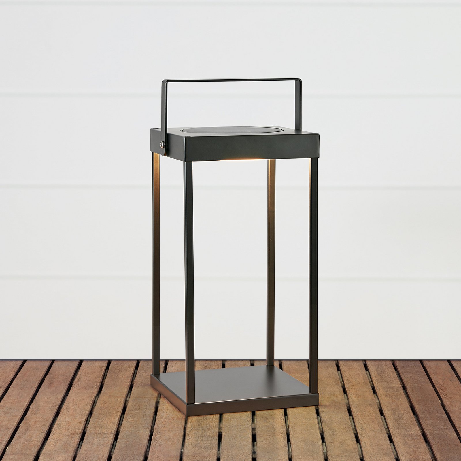 Lanterna solare a LED Pure, nera, USB, metallo, altezza 42 cm