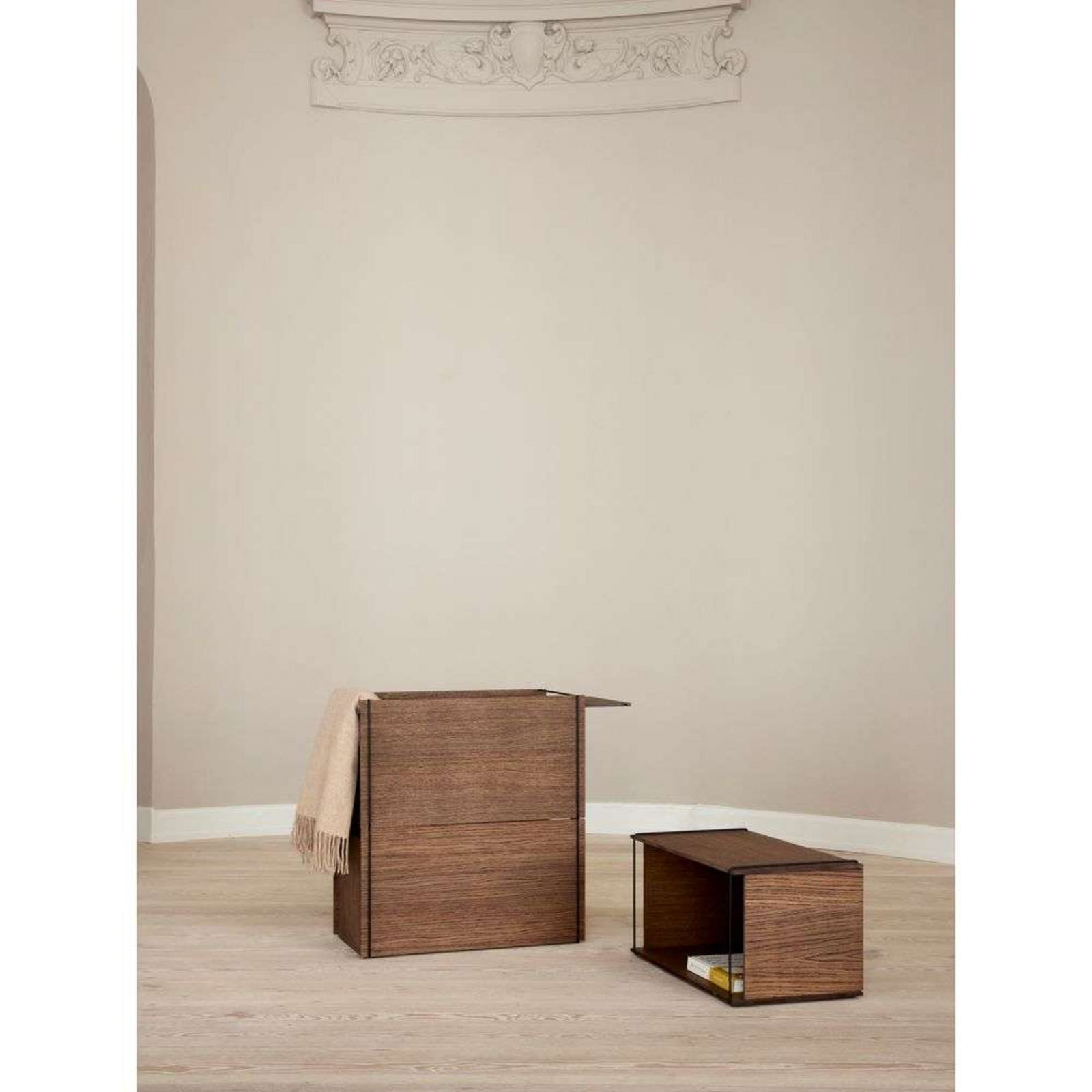 Storage Box Smoked Oak Black - Moebe