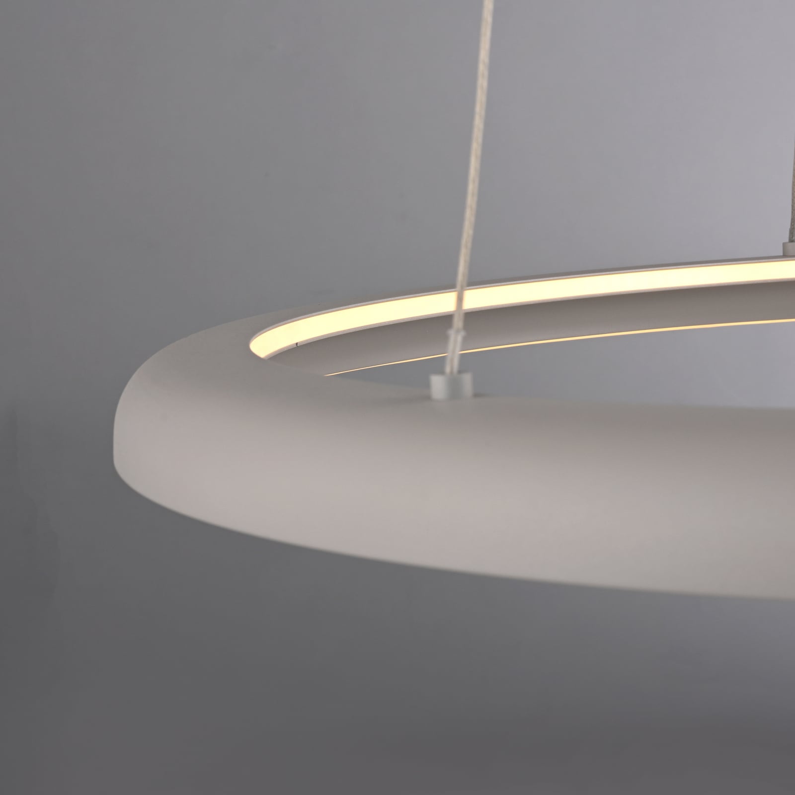 LED viseća svjetiljka QUILLO, bež, Ø 60 cm, metal, s prigušivačem