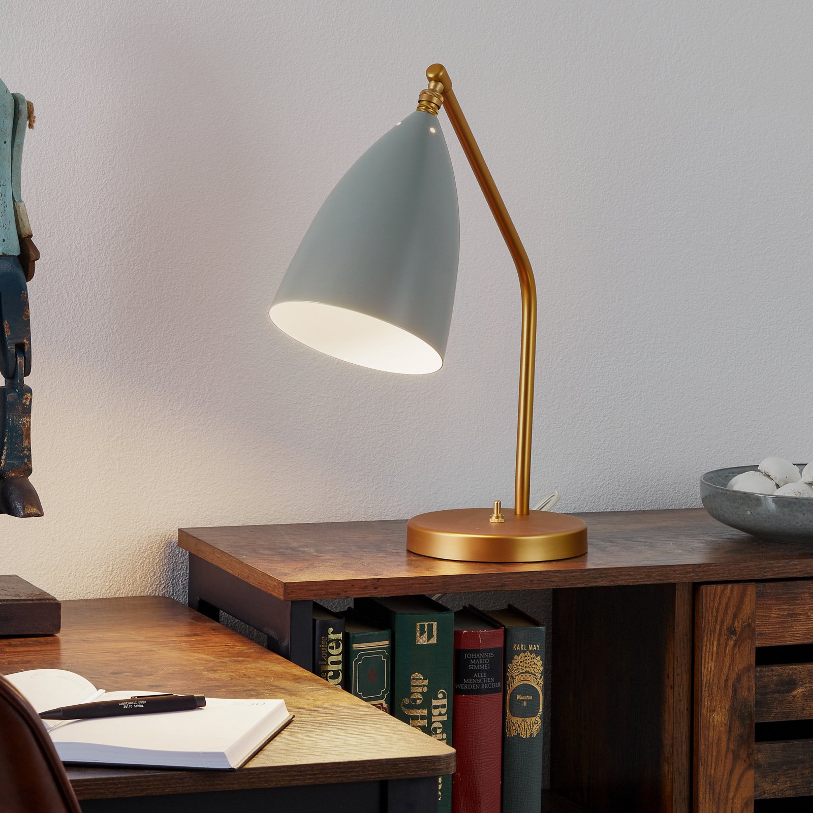 Gräshoppa Bordslampa Blå Grå - GUBI