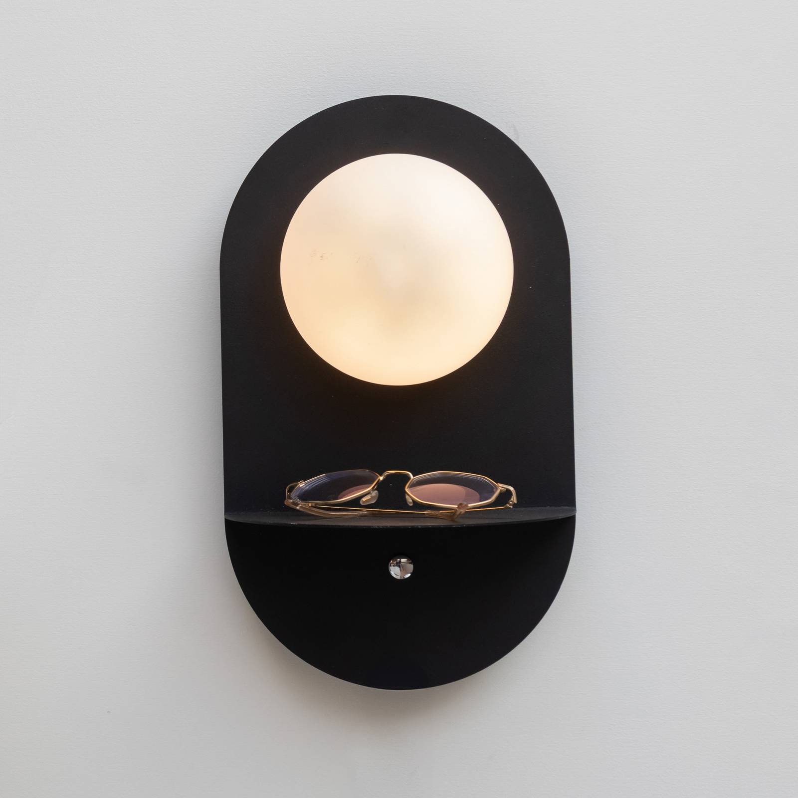 IT'S ABOUT ROMI Wandlampe Tokyo, schwarz, Stecker, Ablage günstig online kaufen