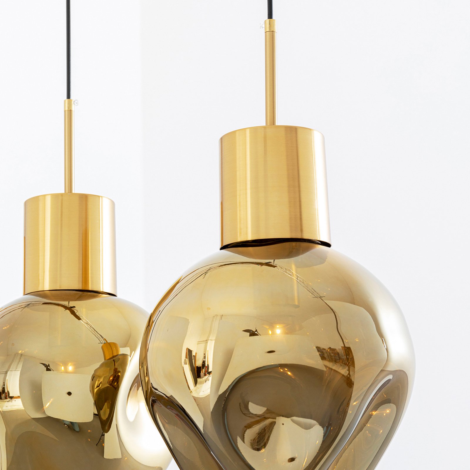 Kare pakabinamas šviestuvas „Supernova“, gintaro spalvos, 110 cm, E27 Kare pakabinamas šviestuvas „Supernova“, gintaro spalvos, 110 cm, E27