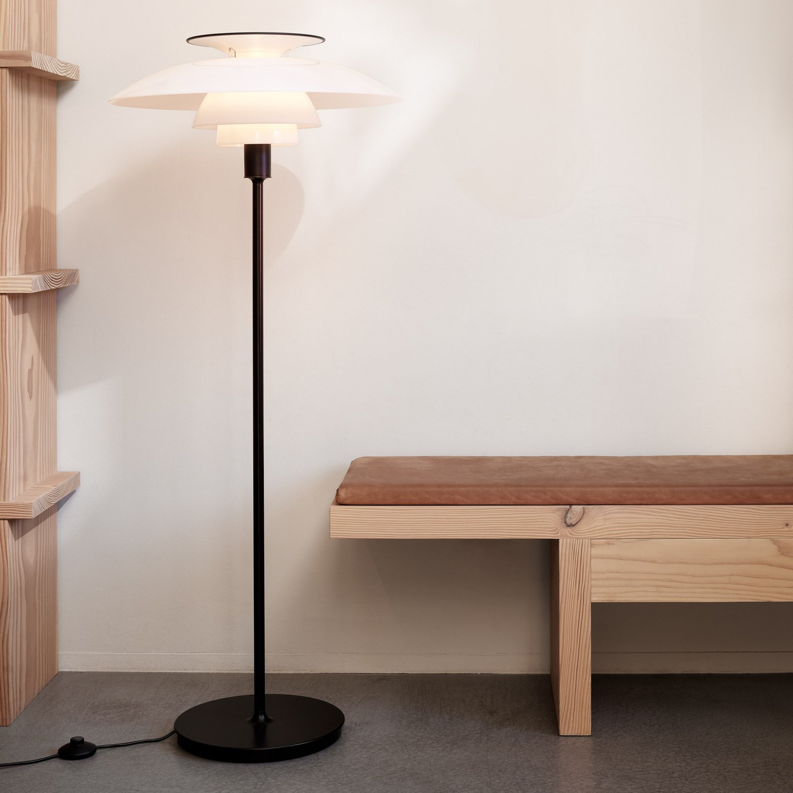 Louis Poulsen PH 80 Stehlampe mit Dimmer