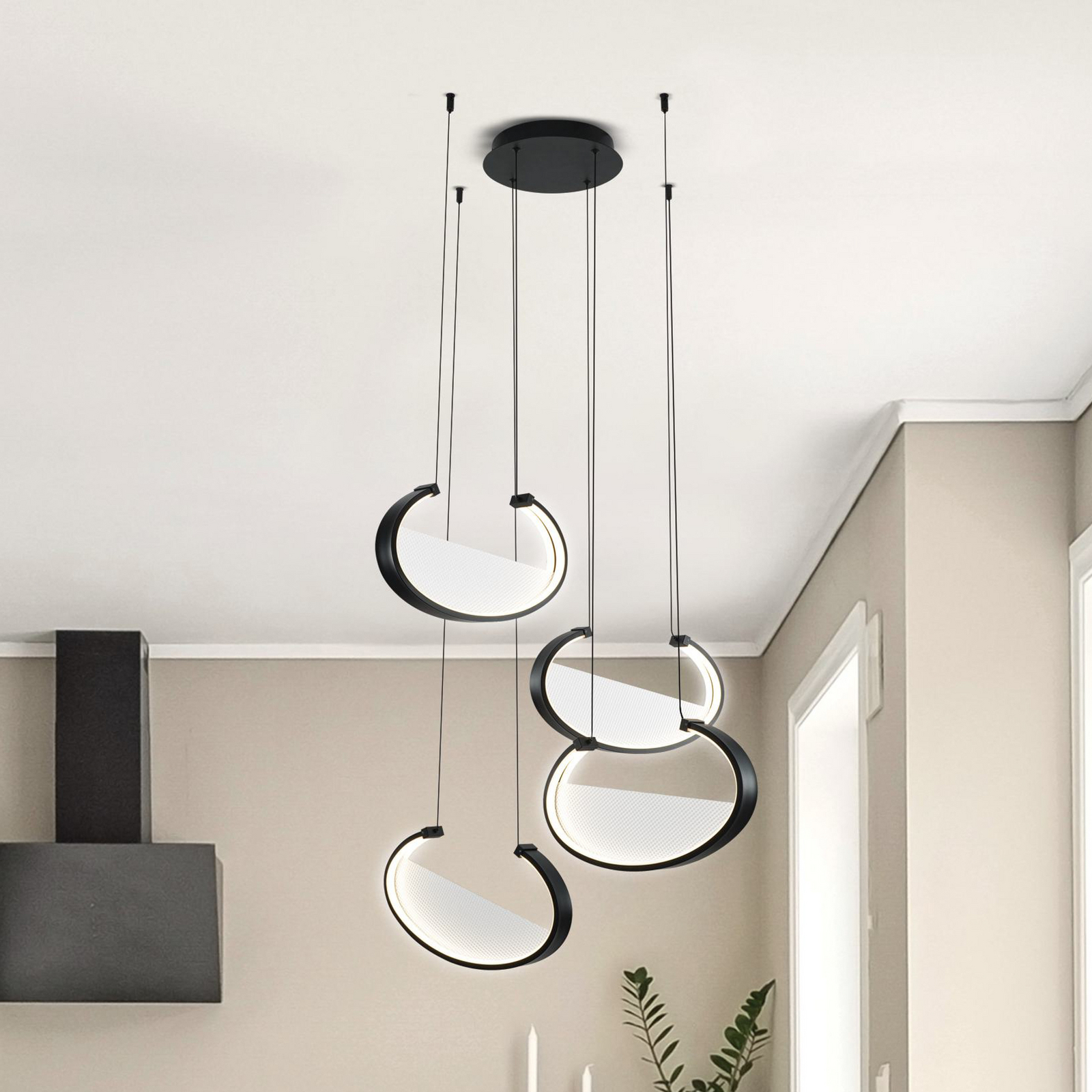 LED-Hängelampe Adele, Ø 75 cm, schwarz, Metall, 4-flg.