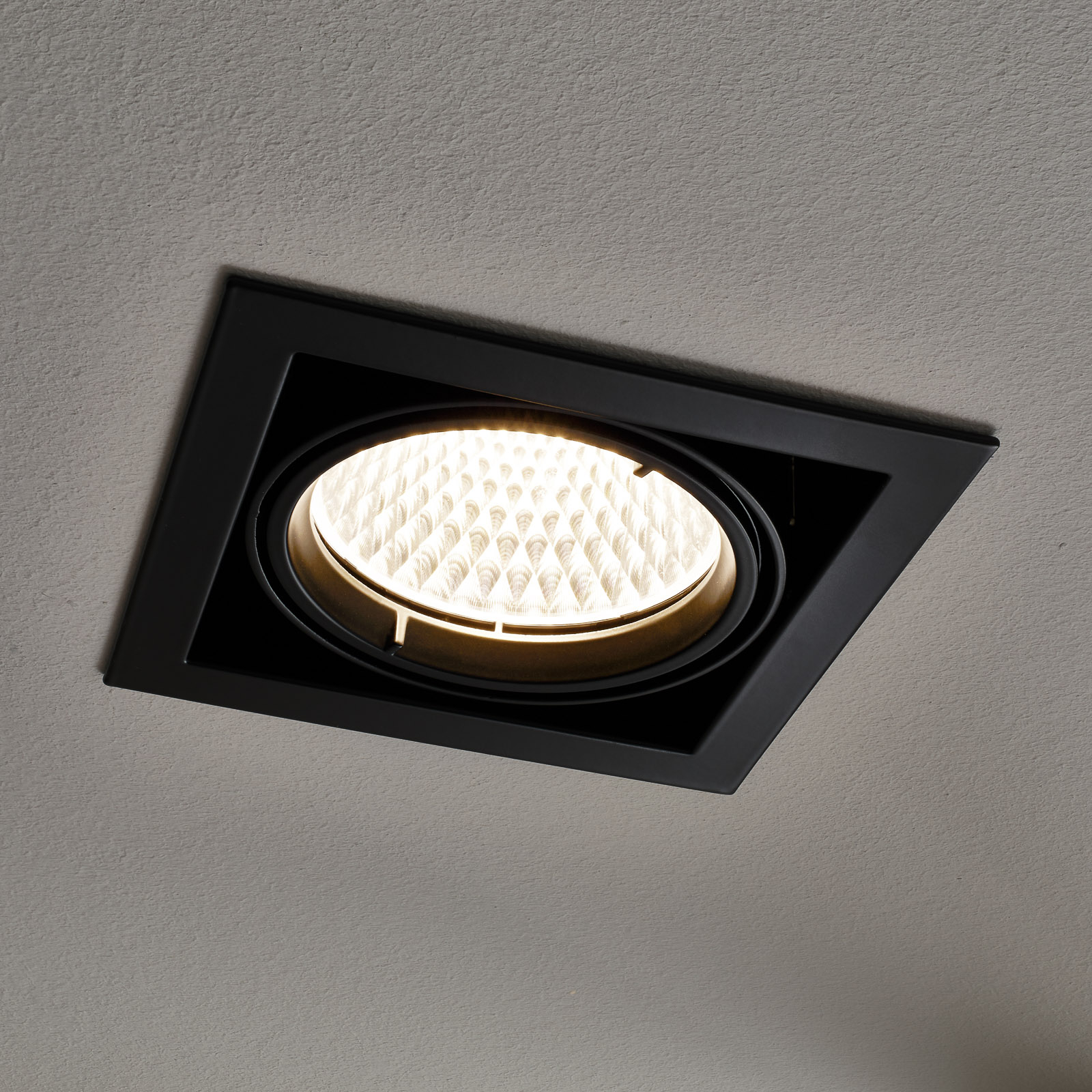 Arcchio Adin lampe LED 4 000 K, 25,9 W, noire