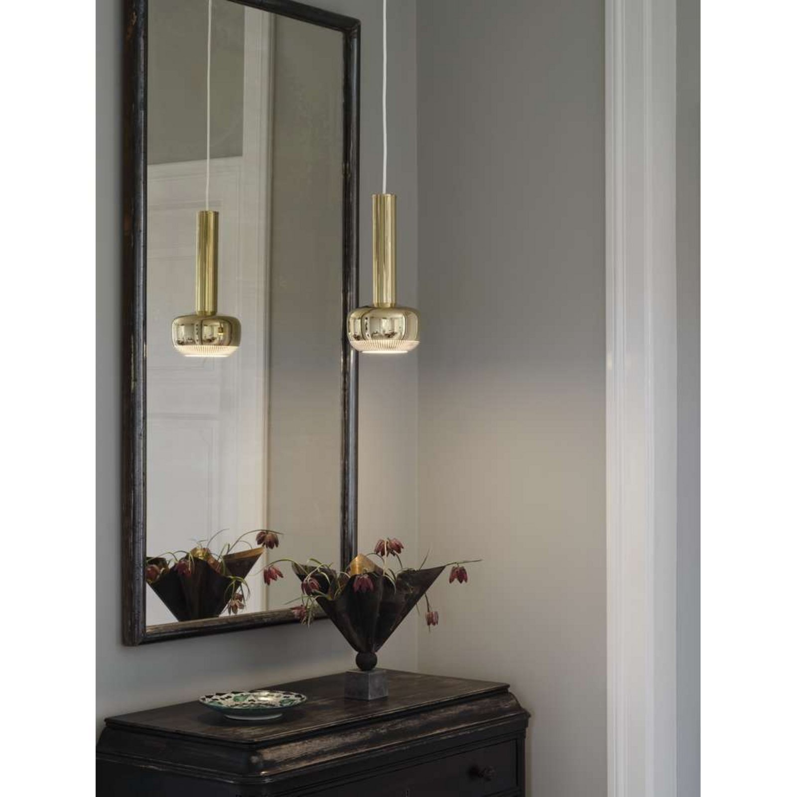 VL56 Candeeiro Suspenso Polished Brass - Louis Poulsen