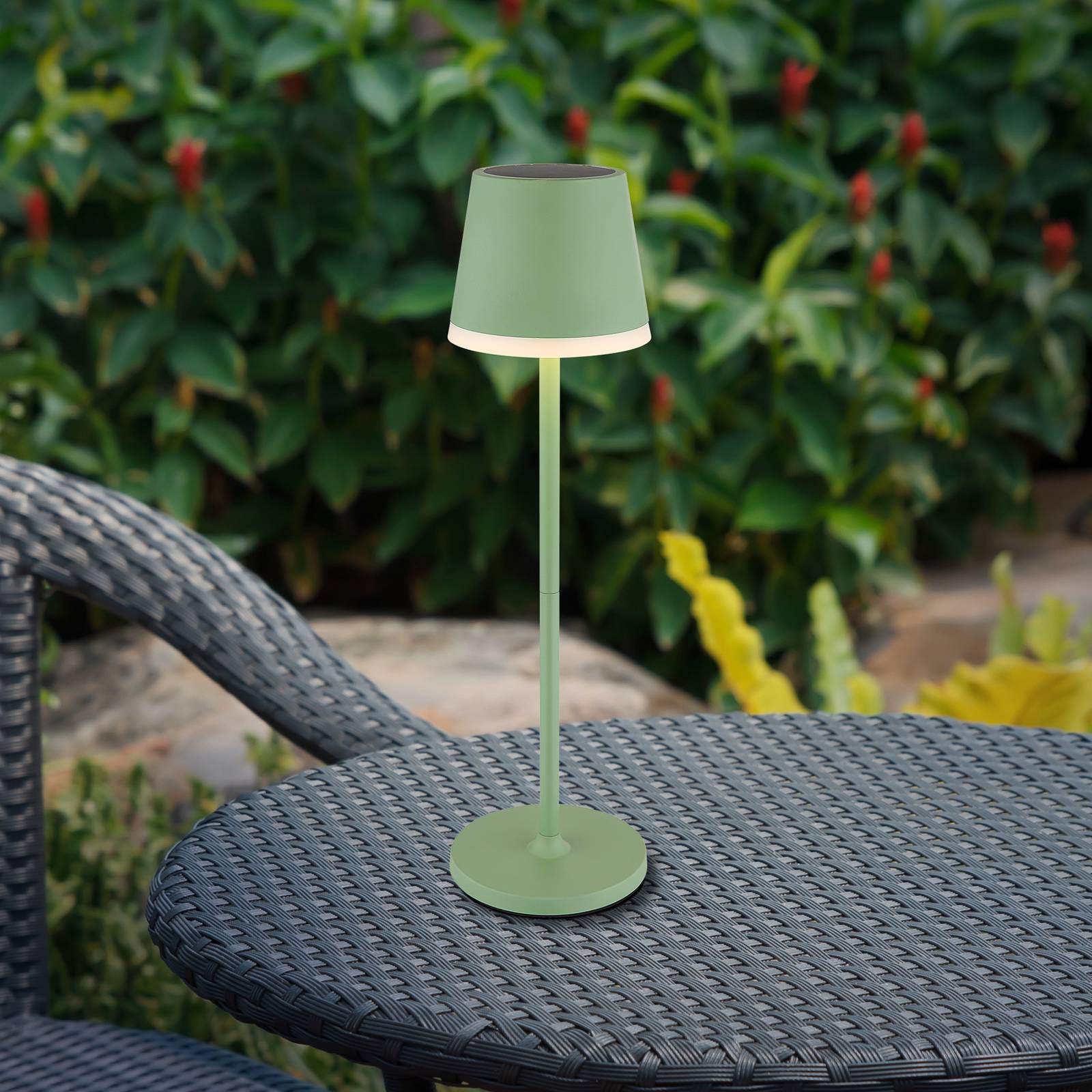 Lampa solarna LED, metalowa, jasnozielona, wysokość 41 cm, IP44