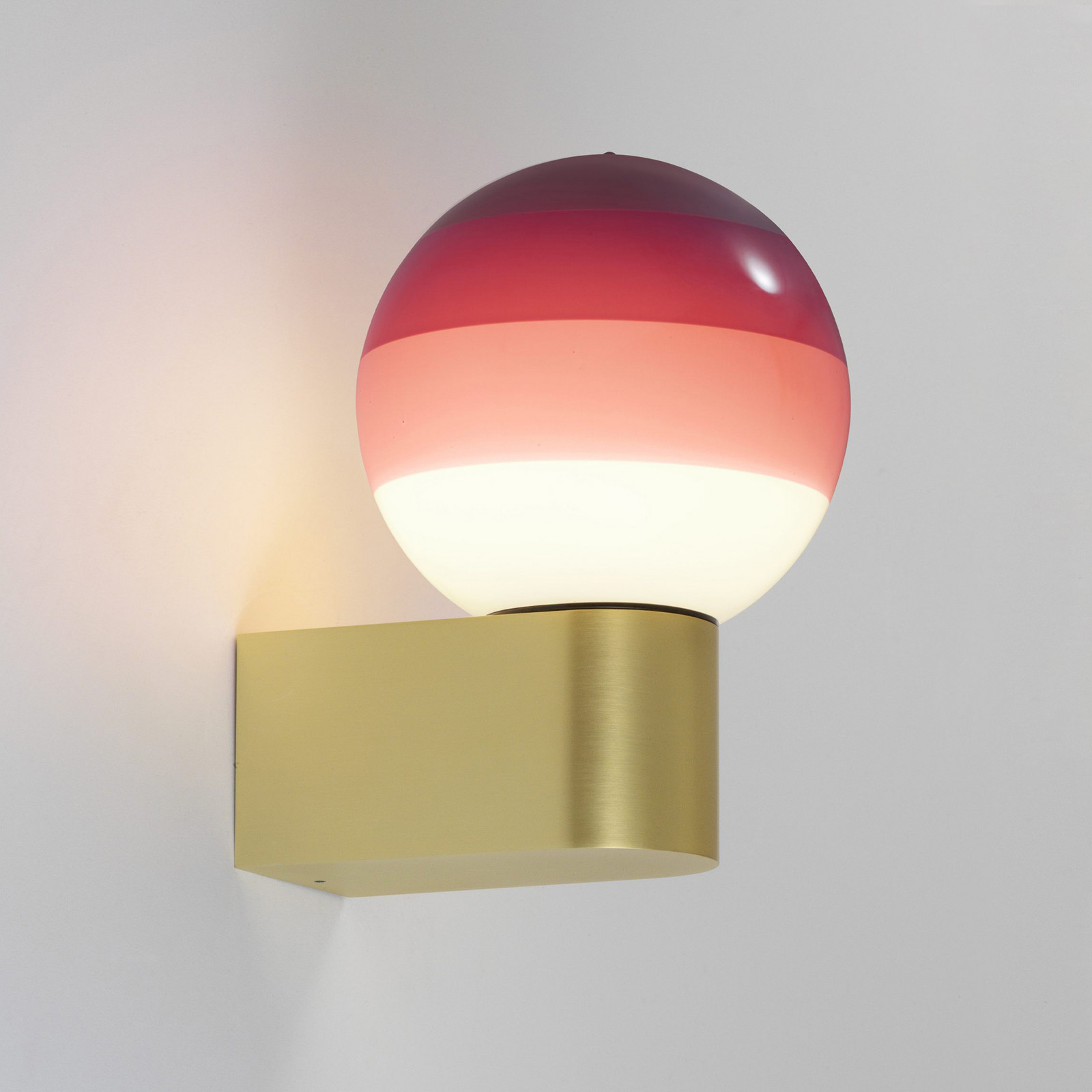 MARSET aplică de perete LED Dipping Light A1 roșu burgund/alamă - Camera de zi / sufragerie - Design - roșu burgund alamă - Metal