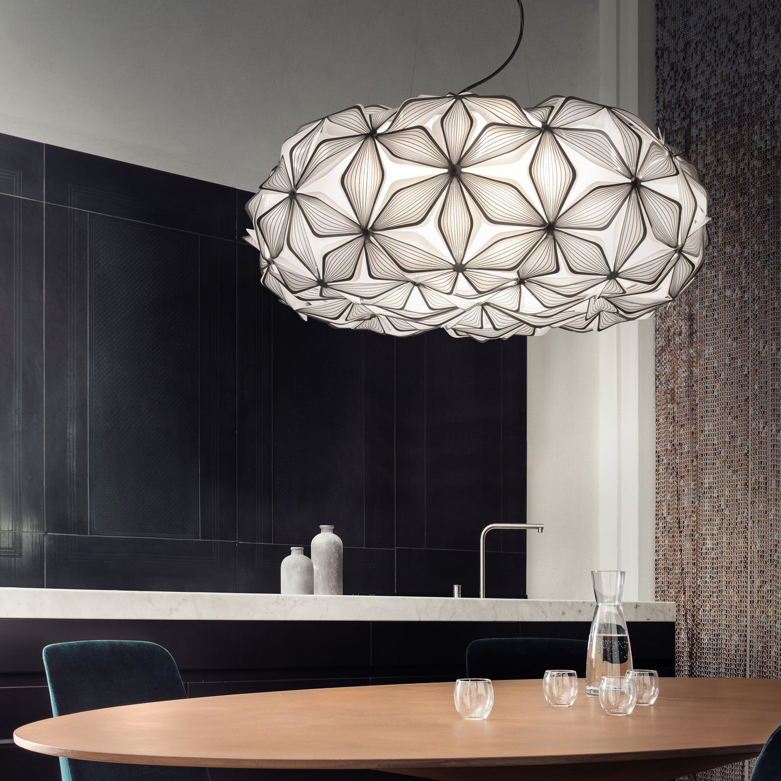 C'EST LA VIE riippuvalaisin, musta/läpinäkyvä kaapeli, Ø53cm C'EST LA VIE Slamp - Olohuone - Design - Muovi - Varjostimella