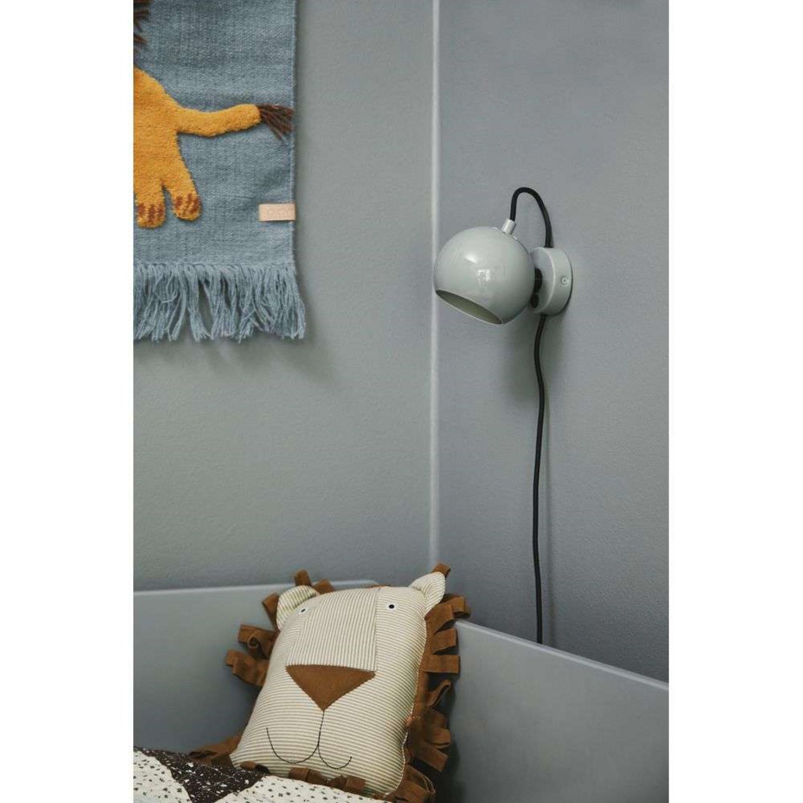 Ball Apliques de Pared Glossy Mint - Frandsen