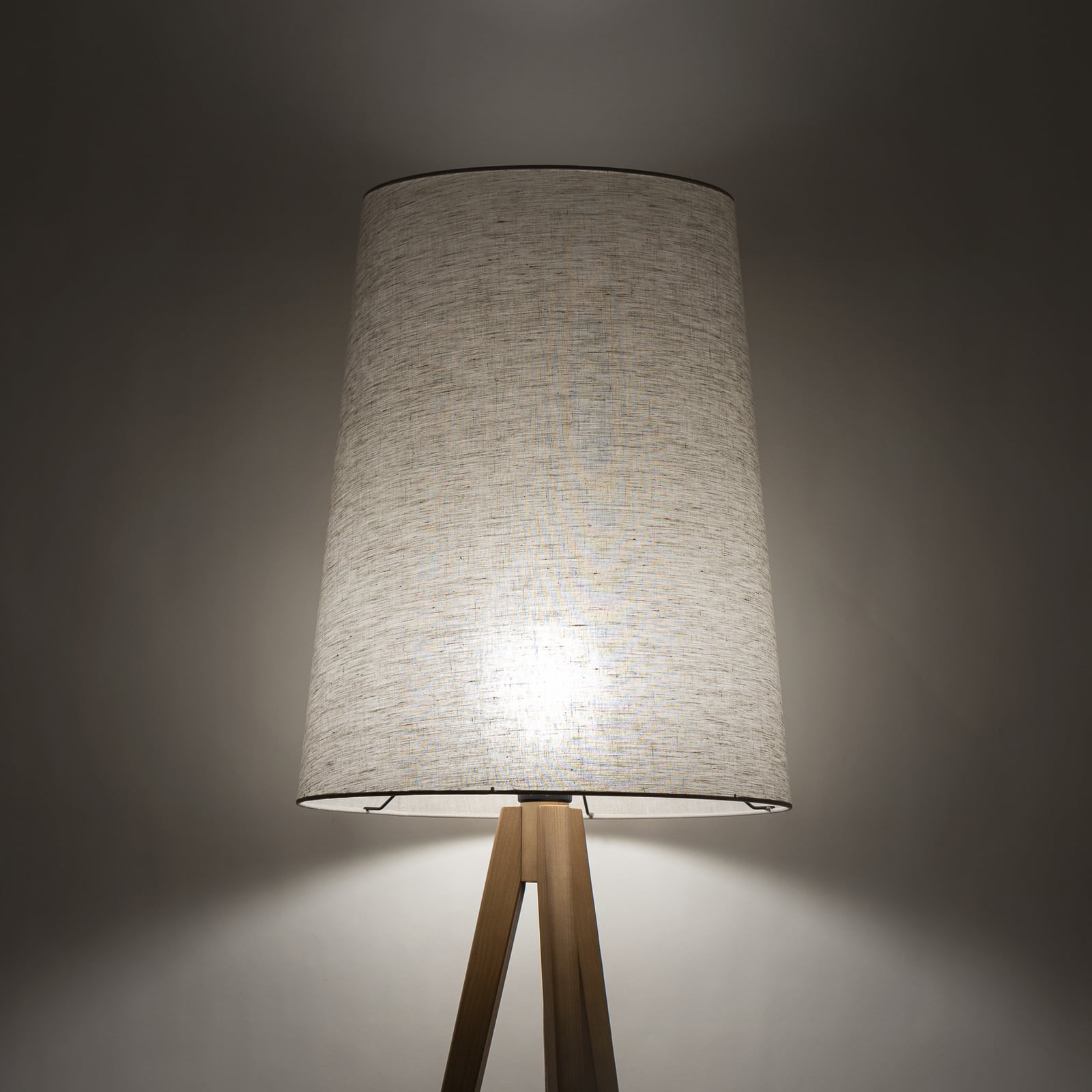 Piantana Walz, color crema, legno, altezza 175 cm, E27