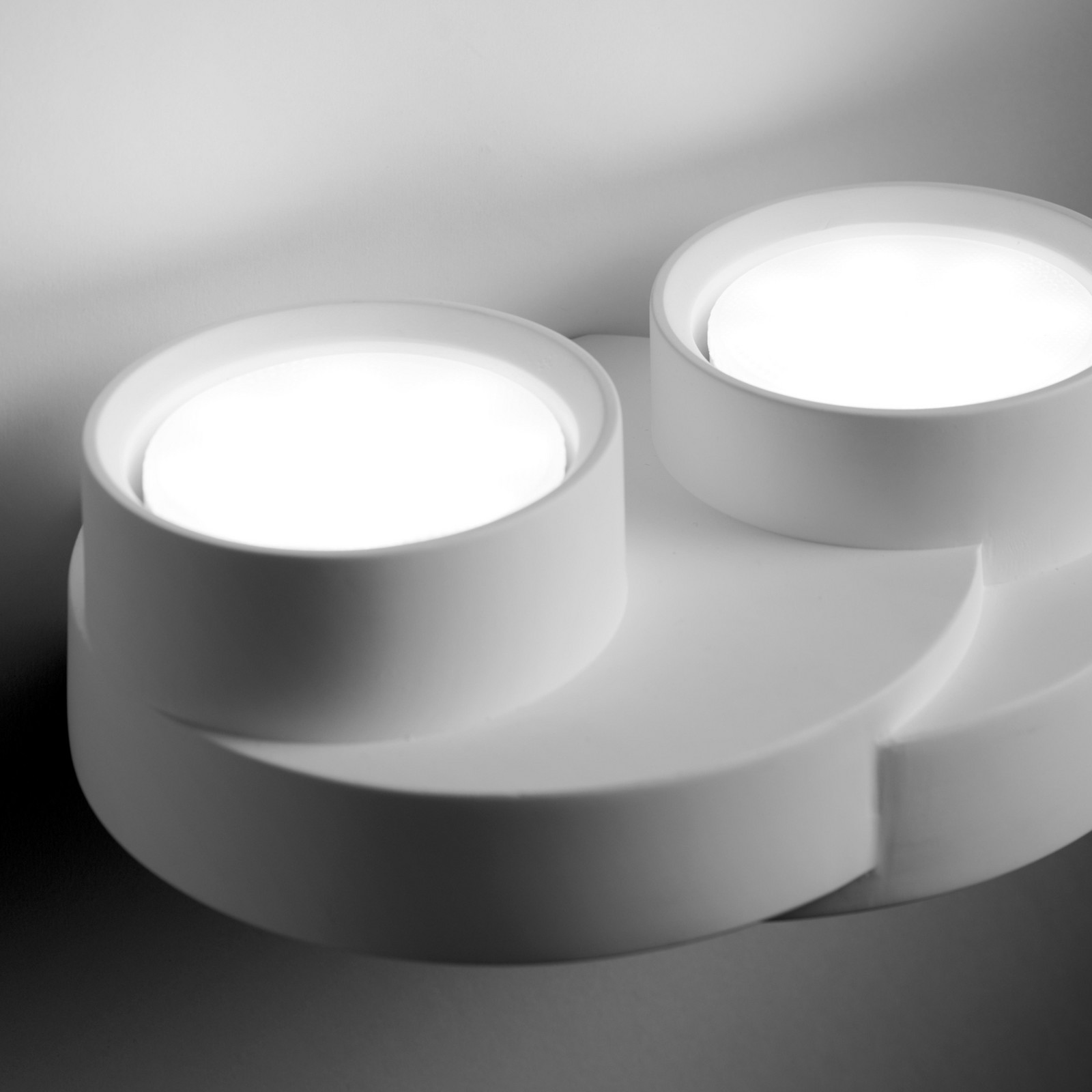 TECNICO by Sforzin Aplică de perete Demetra 2 becuri 215 cm alb gips GX53 - Camera de zi / sufragerie - modern - Tencuială / Argilă