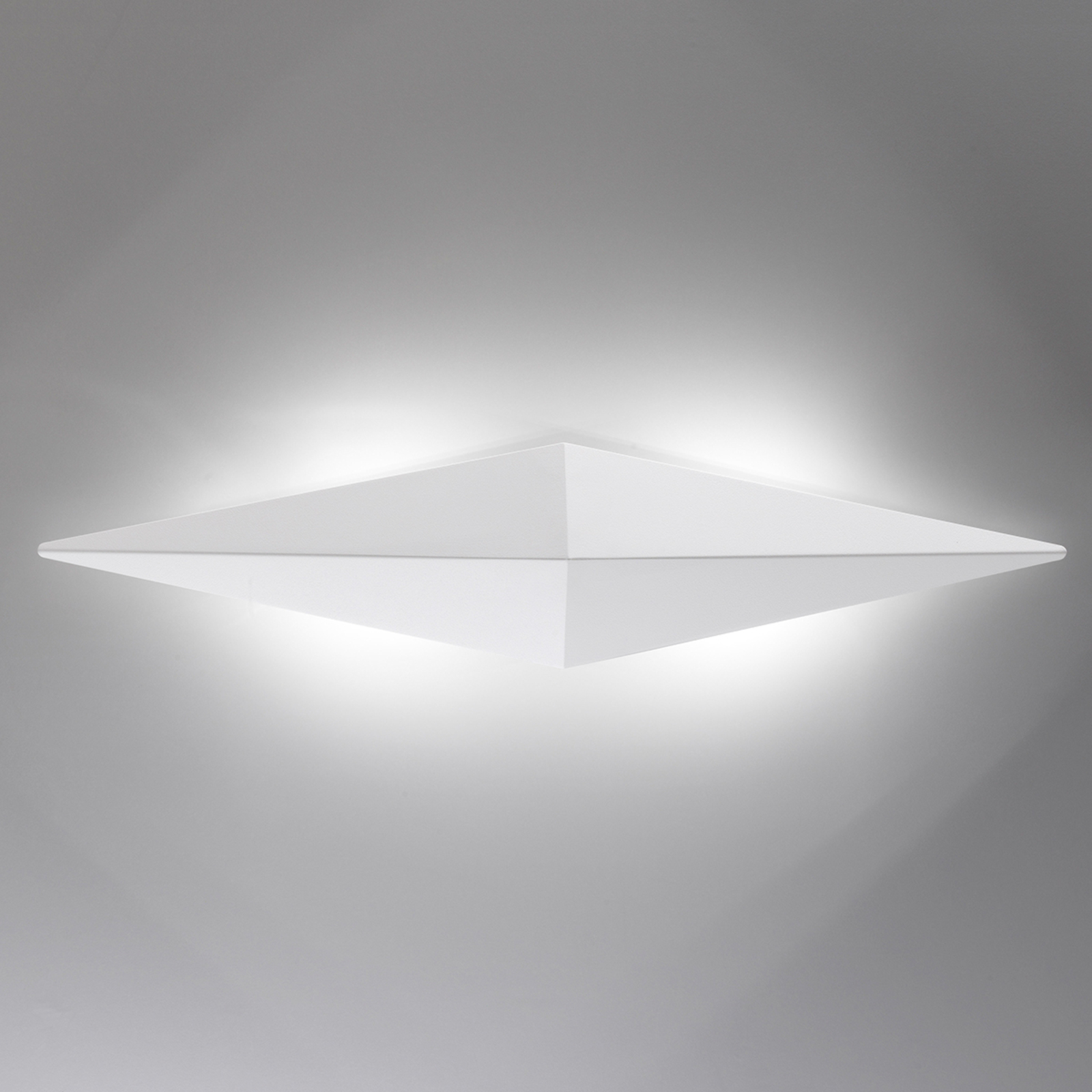 Geometrisch gevormde wandlamp Ore Sei