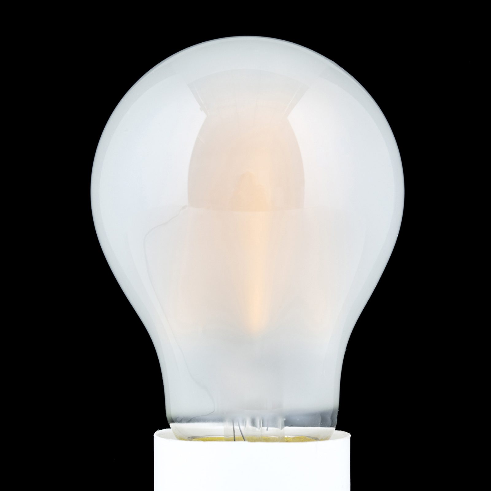 LED-Lampe E27 4,5W 2.700K matt dimmbar