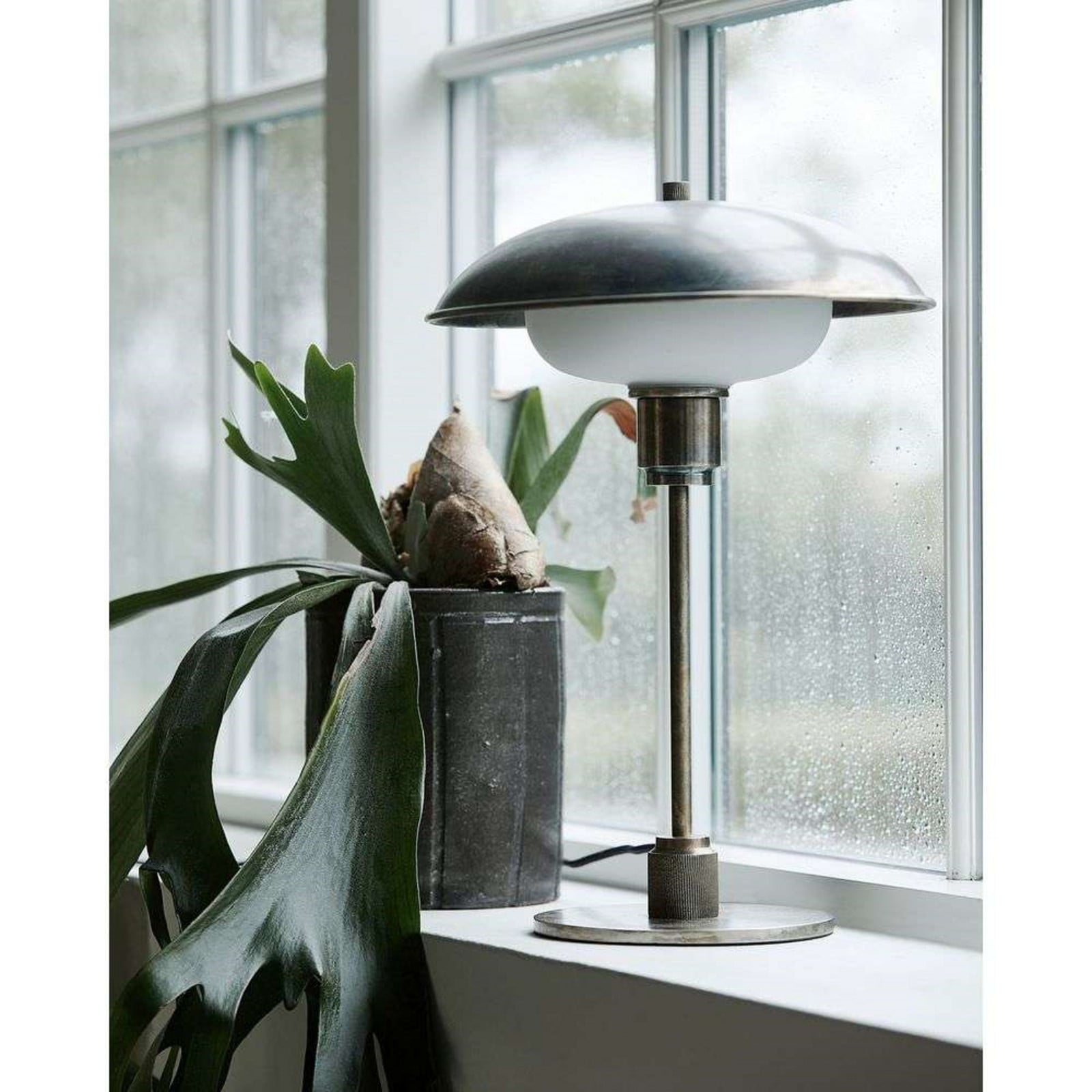 Bordlampe House Doctor Boston antik brun Ø30 x H42 cm jern/glas