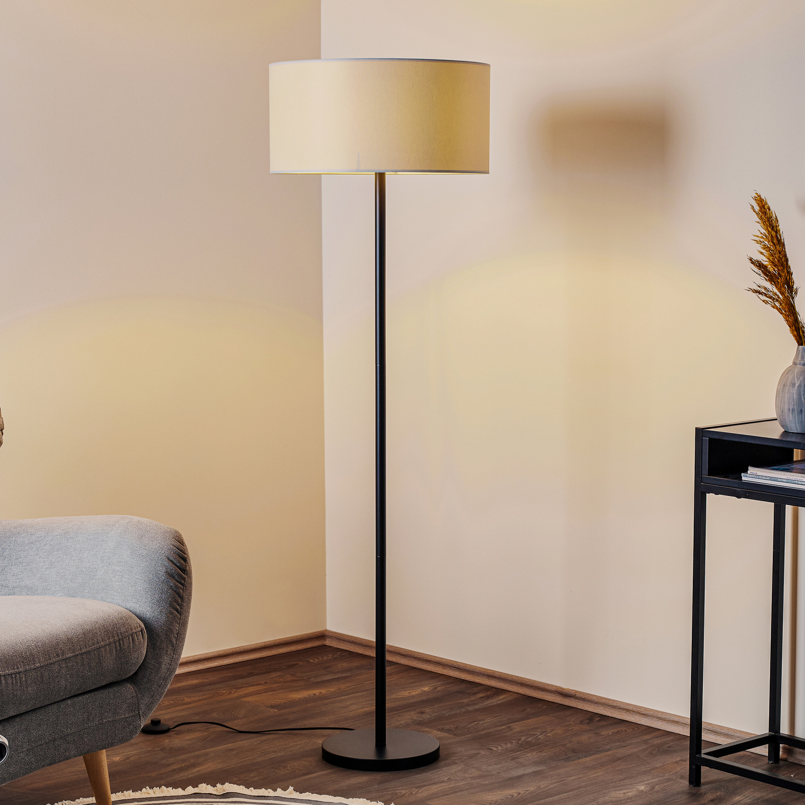 Lampada da terra Maarit con tessuto, grigio/nero