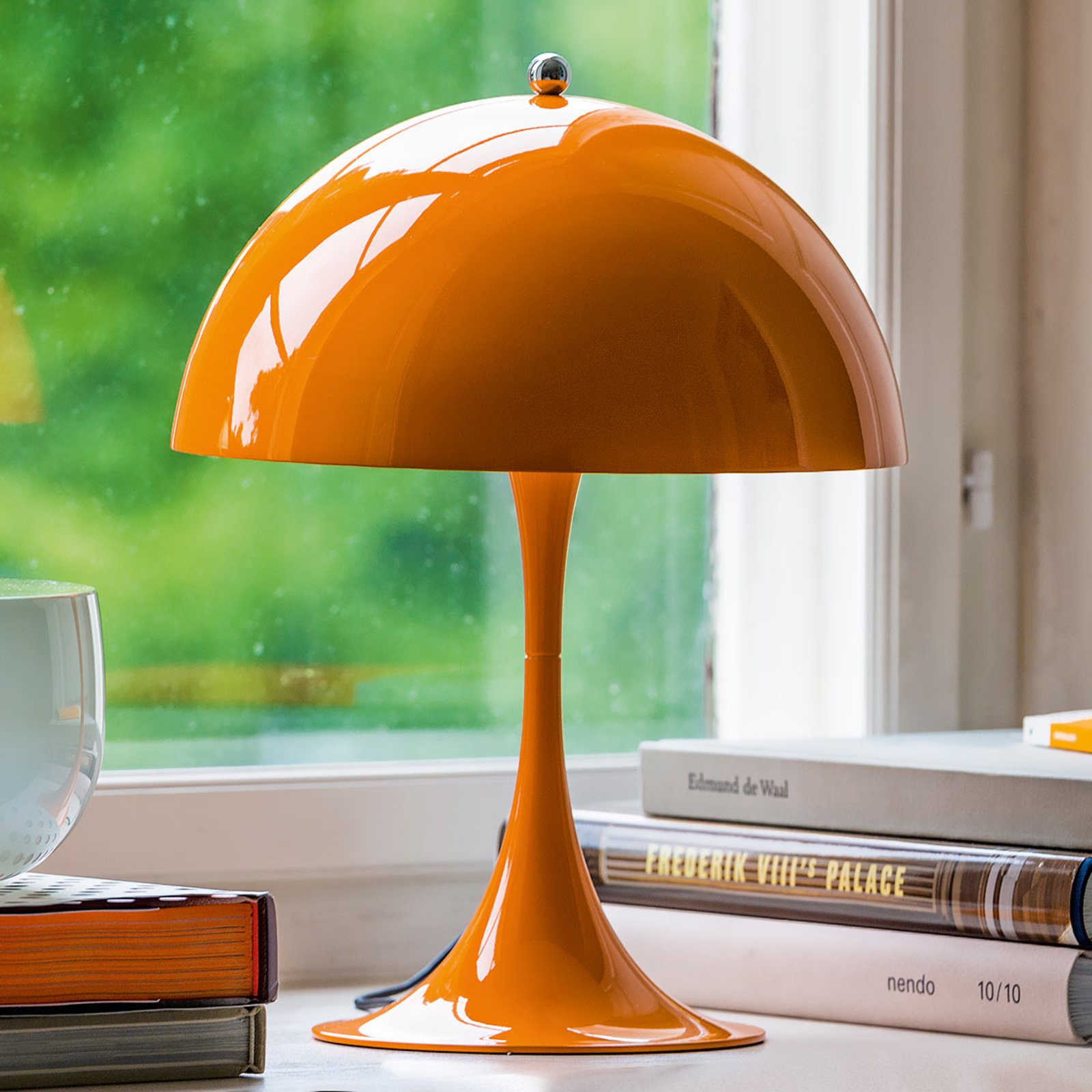 Louis Poulsen Panthella Mini table lamp orange, for Living / Dining Room, acrylic, aluminium, 10 W, energy efficiency: A++, H: 33.5 cm