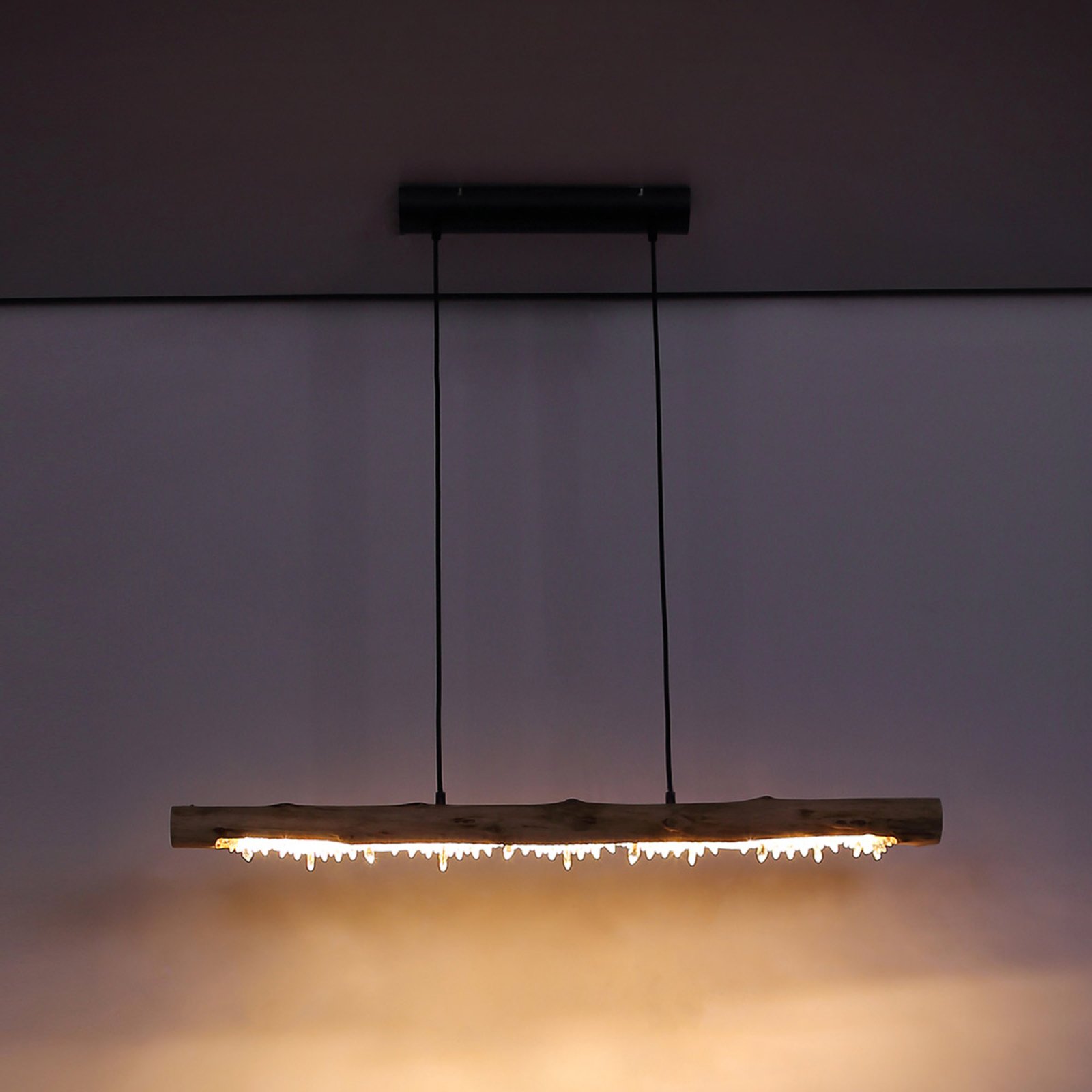 Závesné LED svietidlo Felicitas drevo dĺžka 100 cm