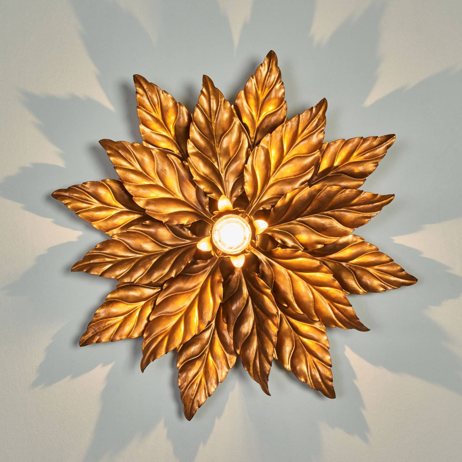 Lampa ścienna Antik o złotych liściach 40 cm