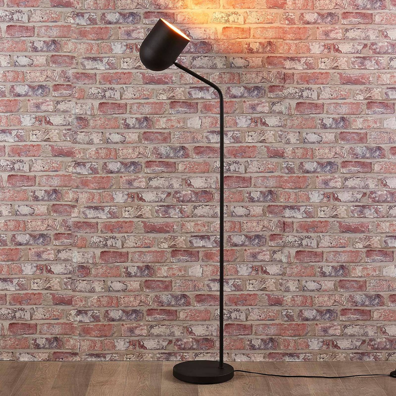 Lampa stojąca Morik, 1-pkt. czarna, wewnątrz złota