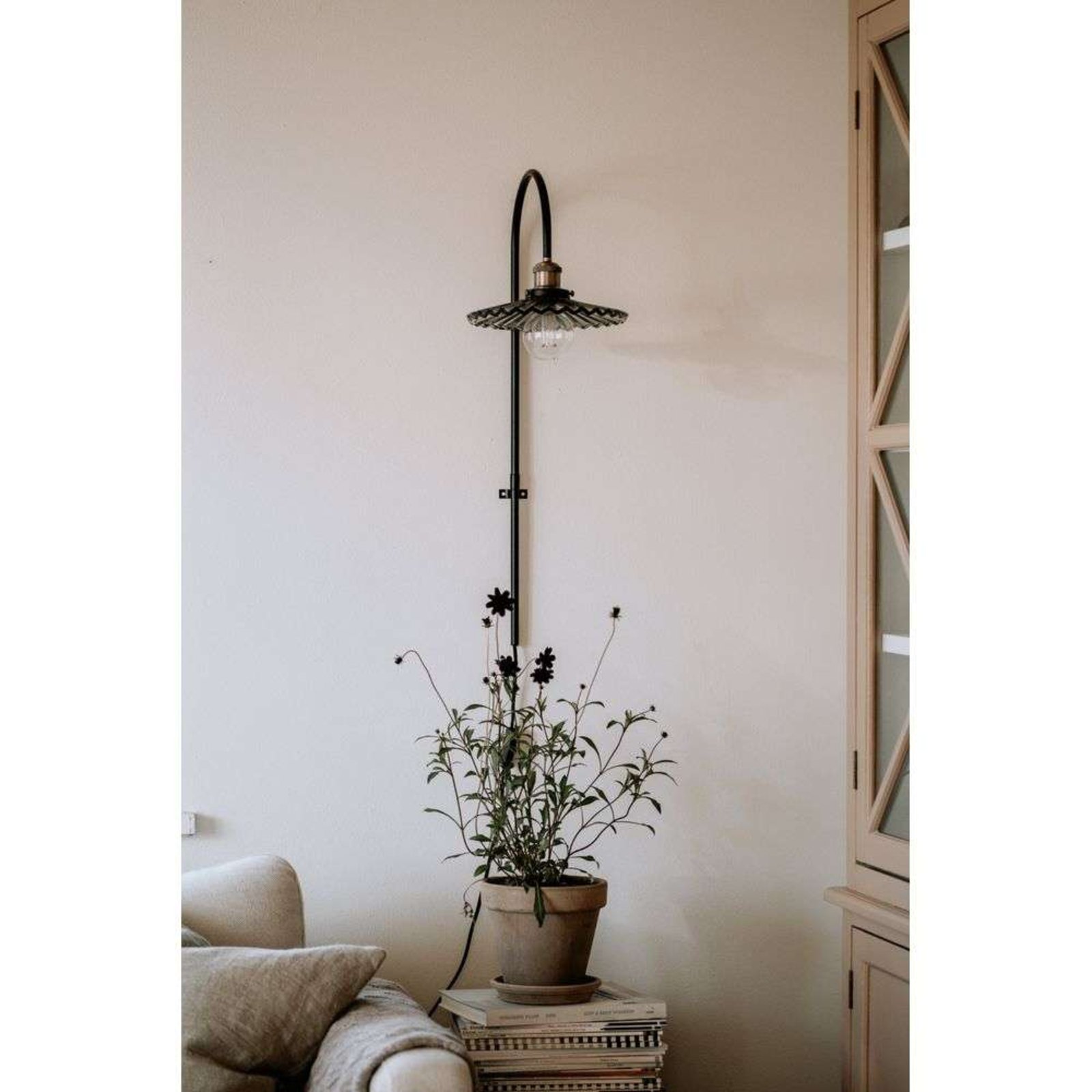 Cobbler 75 Sienas Lampa Dūmi - Globen Lighting Cobbler 75 Sienas Lampa Dūmi - Globen Lighting