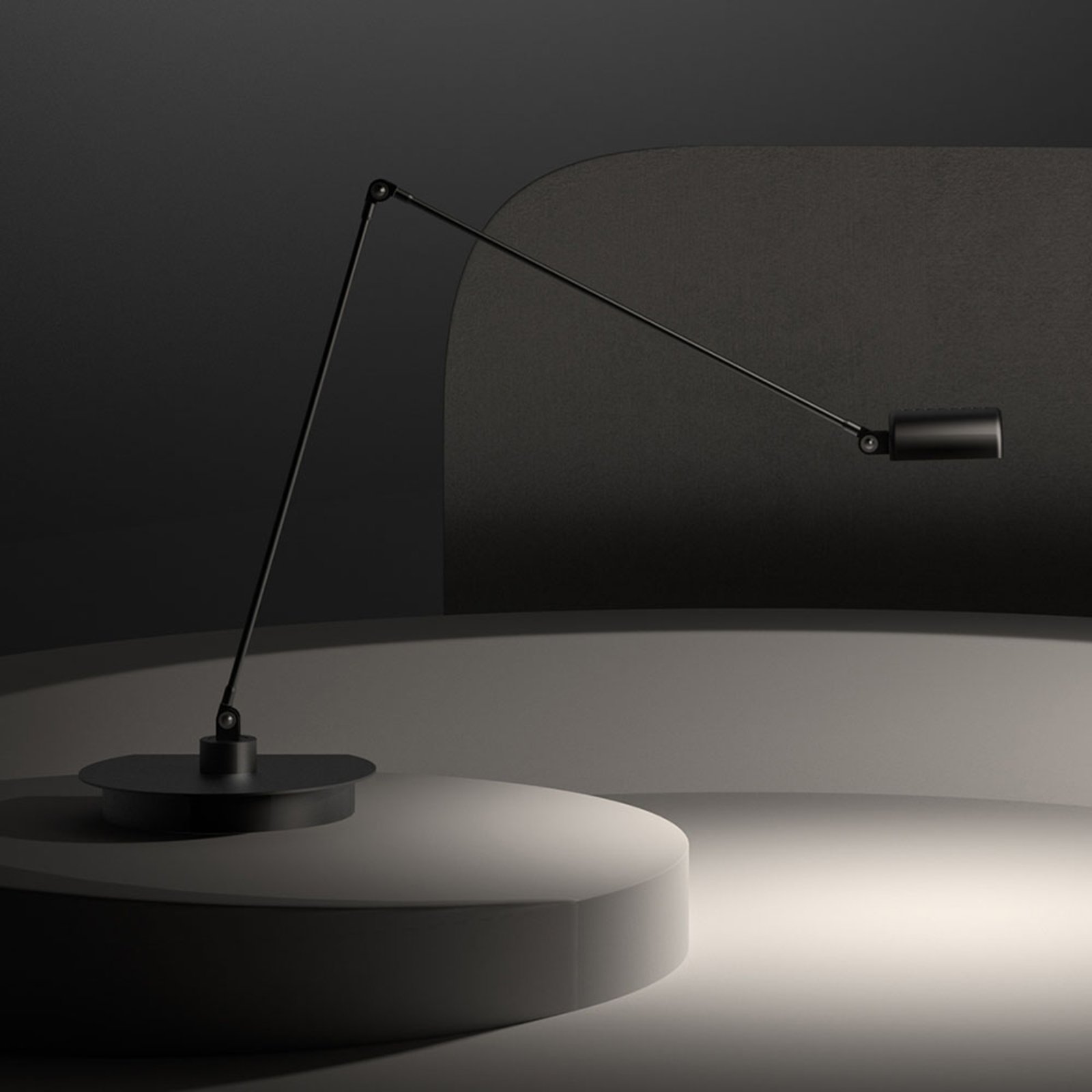 Lumina Daphine Cloe -LED-pöytälamppu, musta