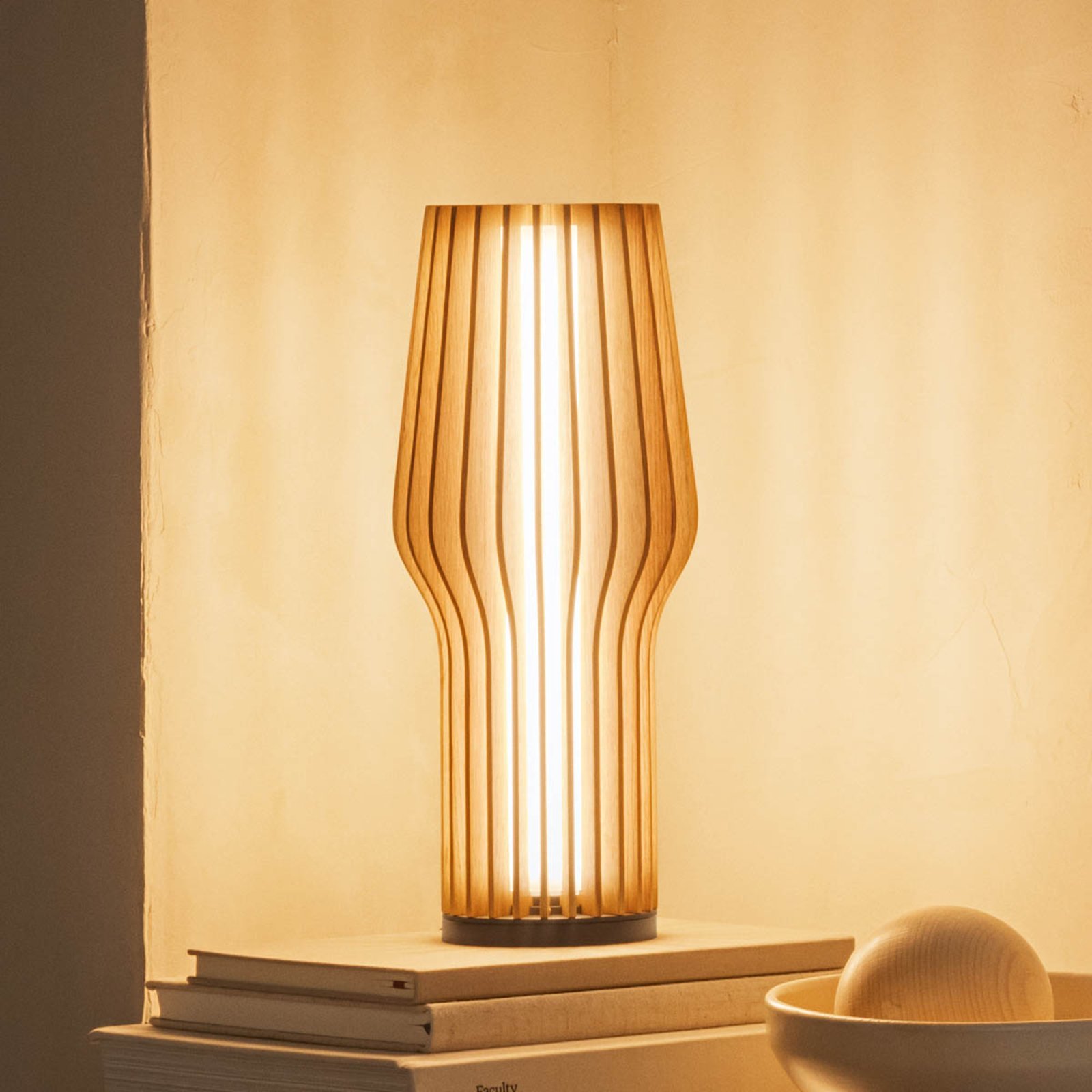 Radiant Portable Tischleuchte Oak - Eva Solo