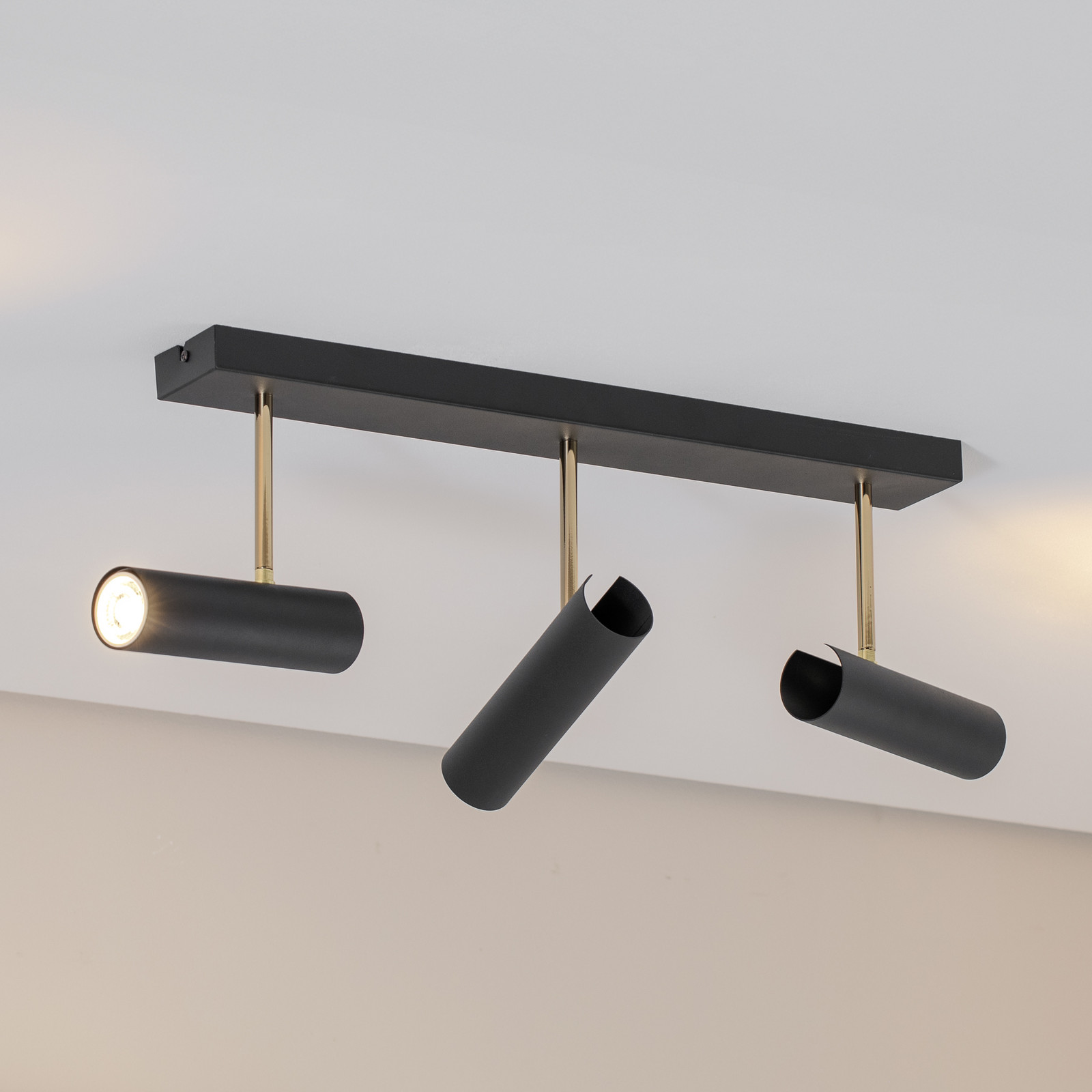 Luminex Axion plafonieră 3 becuri negru / auriu lung oțel - Camera de zi / sufragerie - negru auriu - Metal