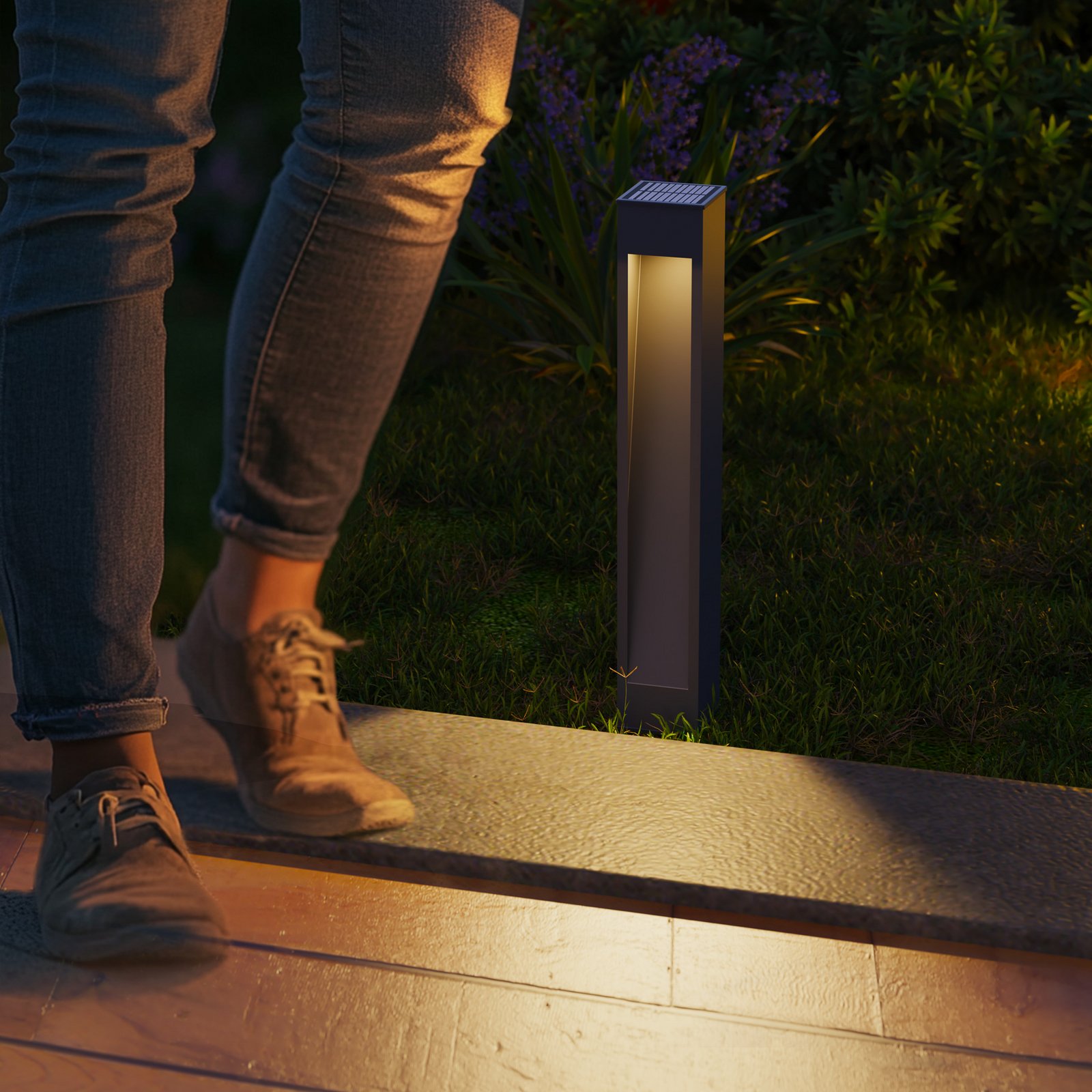 Calex Ivrea solar LED path light, black, aluminium, IP67