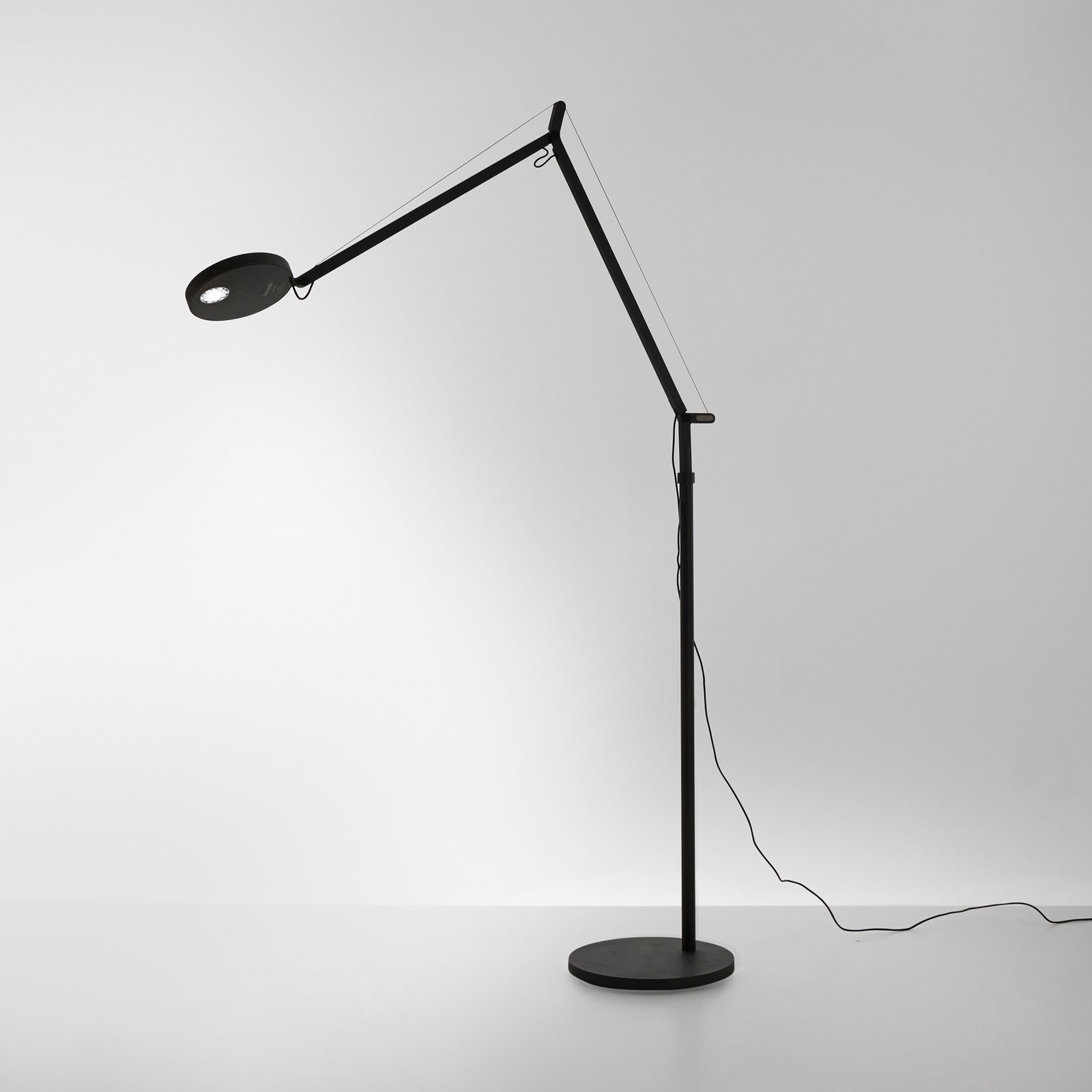 Artemide Demetra Reading LED floor lamp 930 black