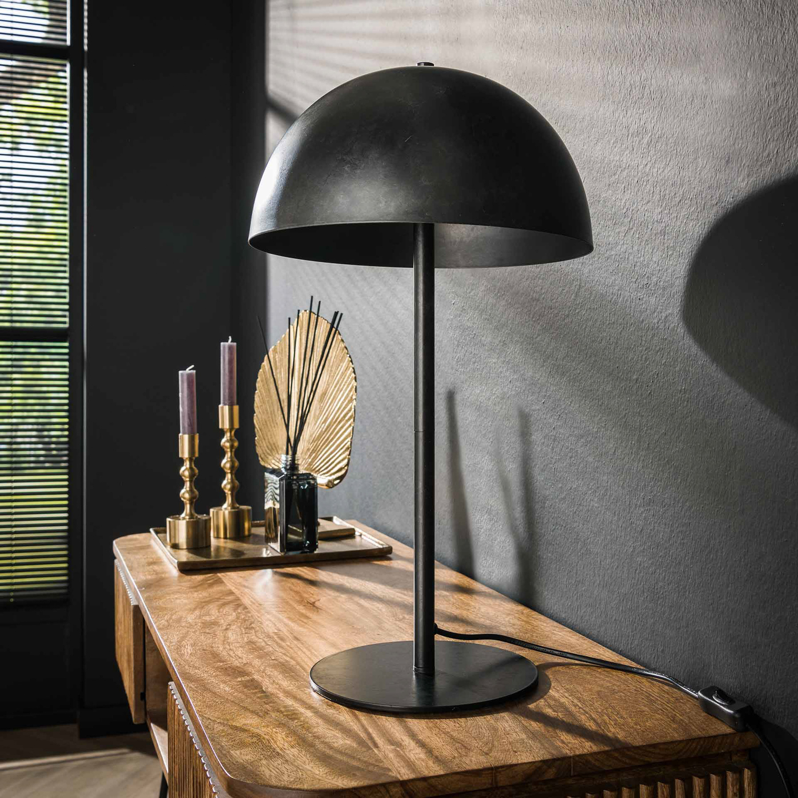 Lámpara de mesa Sicari de metal, color carbón