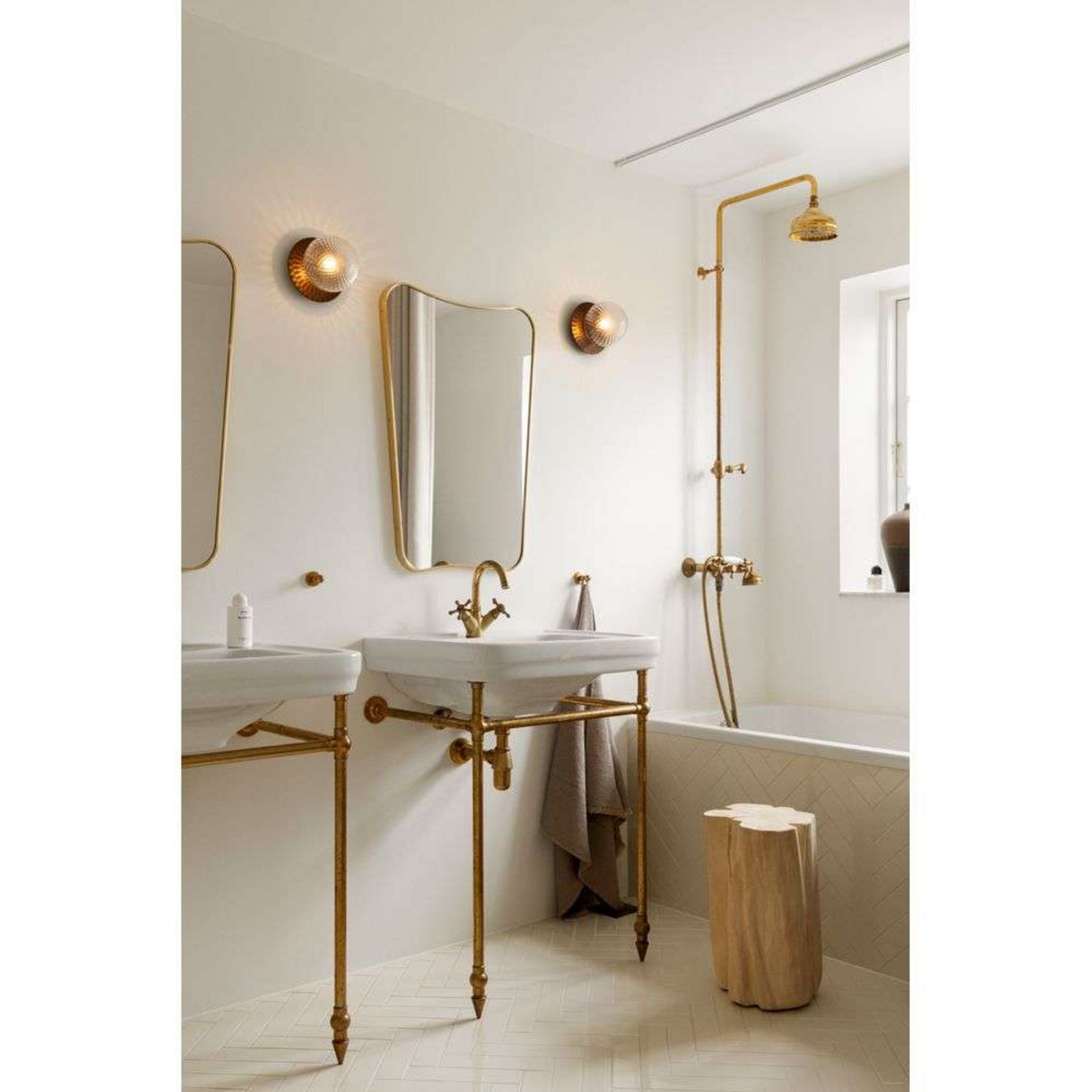 Candeeiro de parede Nuura Liila 1, Ø 16 cm, IP44, bronze/transparente