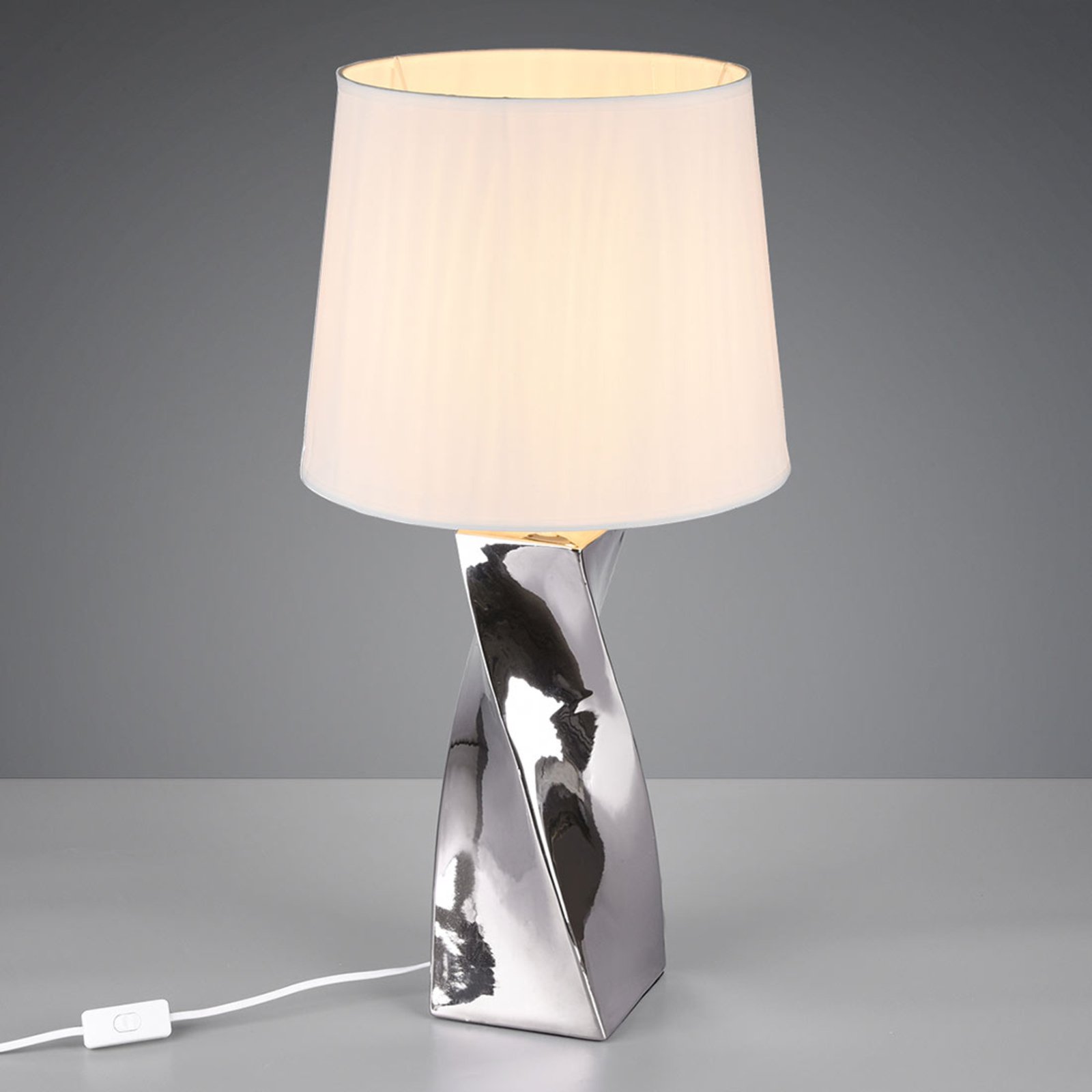 Abeba table lamp made of ceramic and white textile