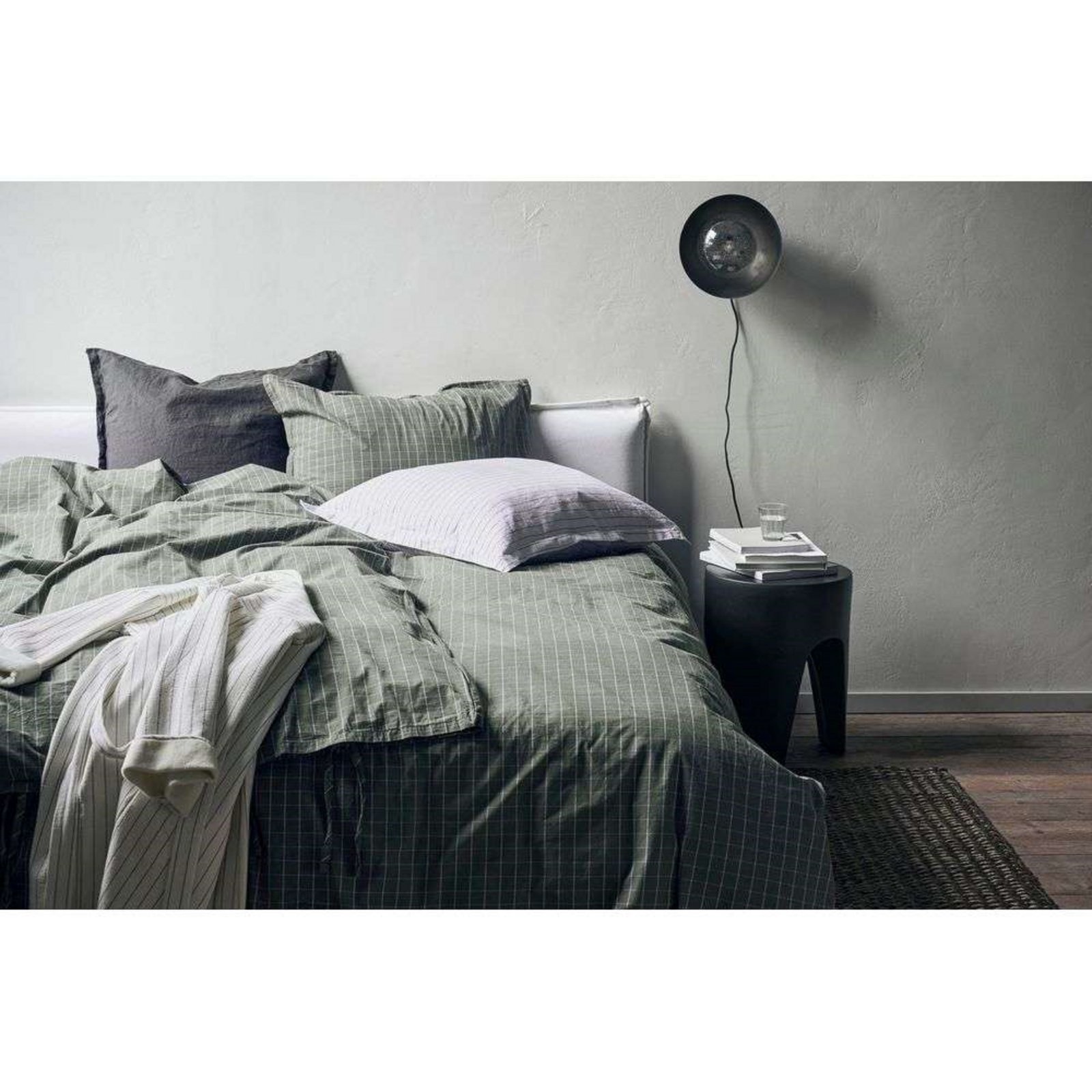 Besshoei Side Table Coal - ByNord