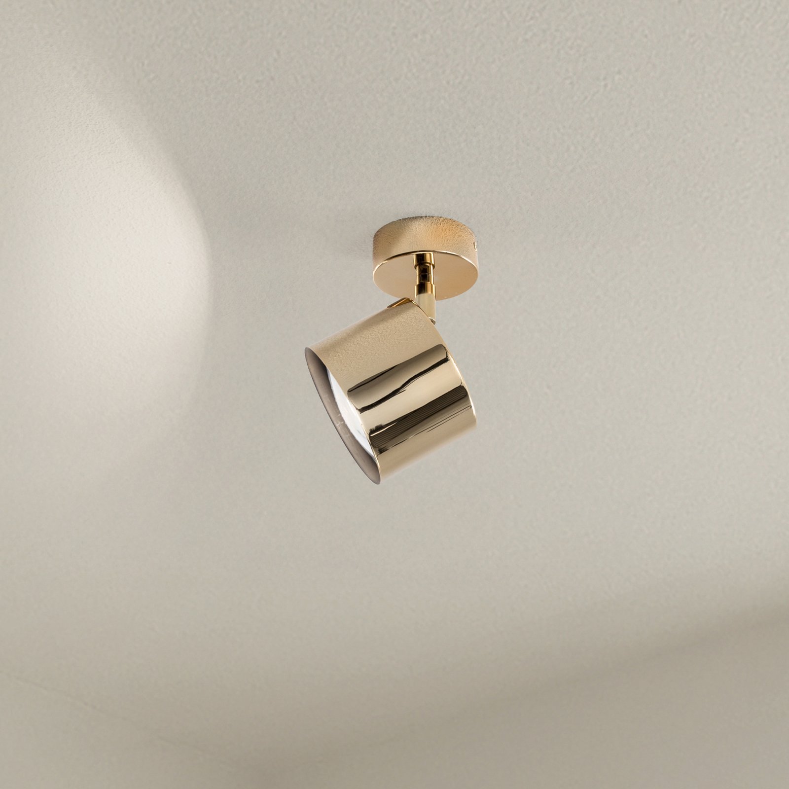 Faretto da soffitto Chloe, orientabile, a 1 luce, acciaio color ottone