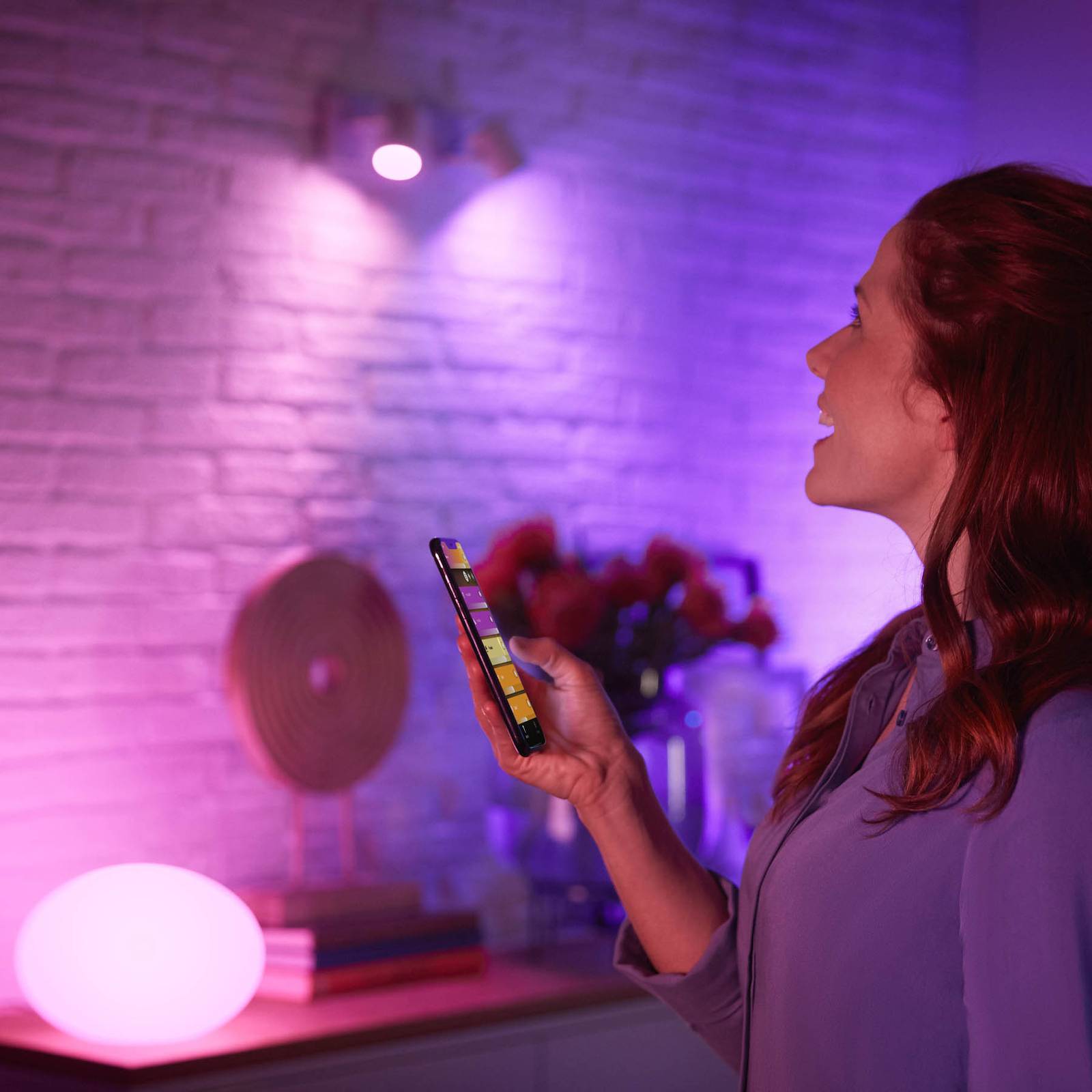 Philips Hue White+Color E27 15W żarówka LED